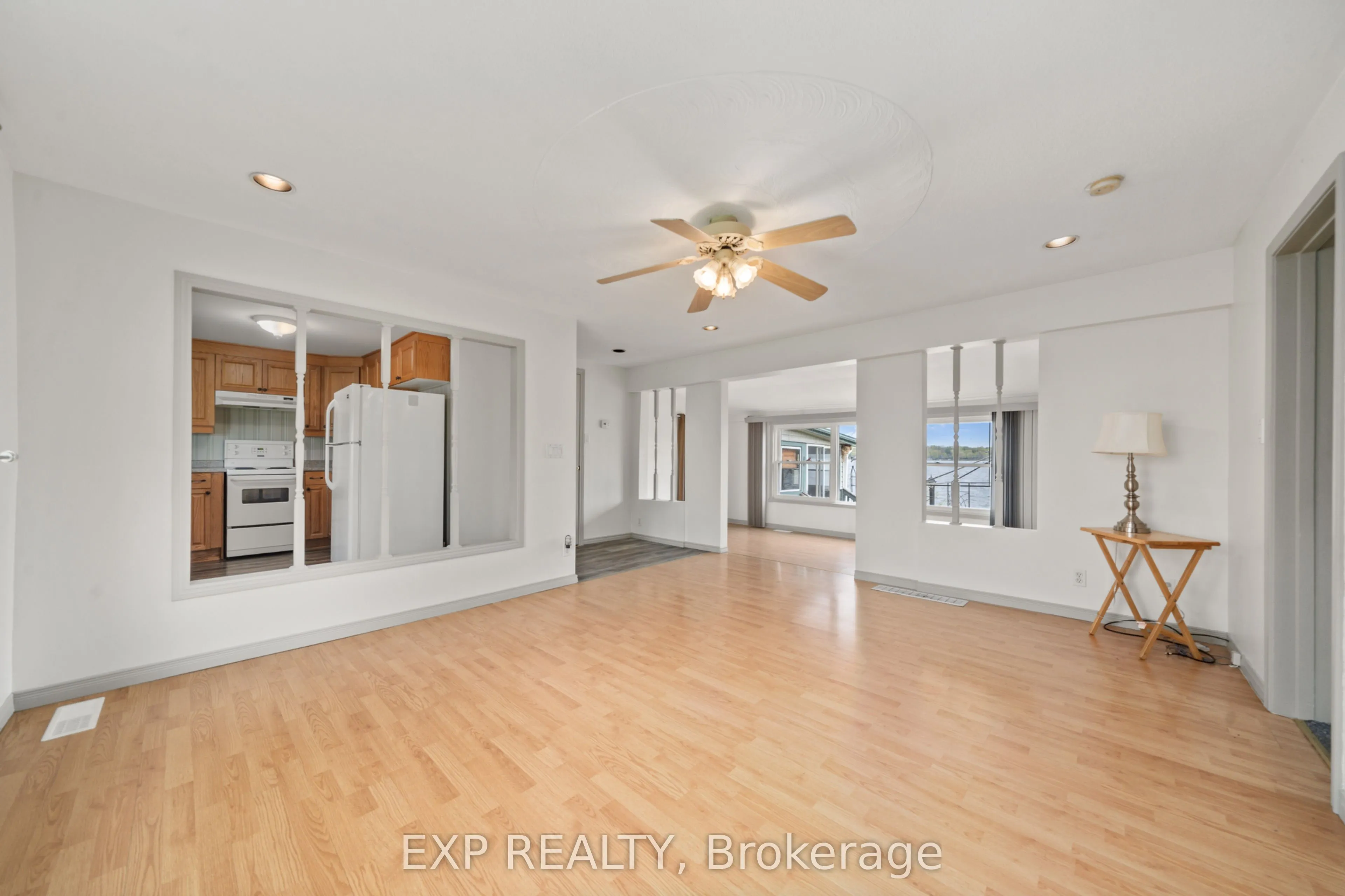 1083 Lakeside Drive
