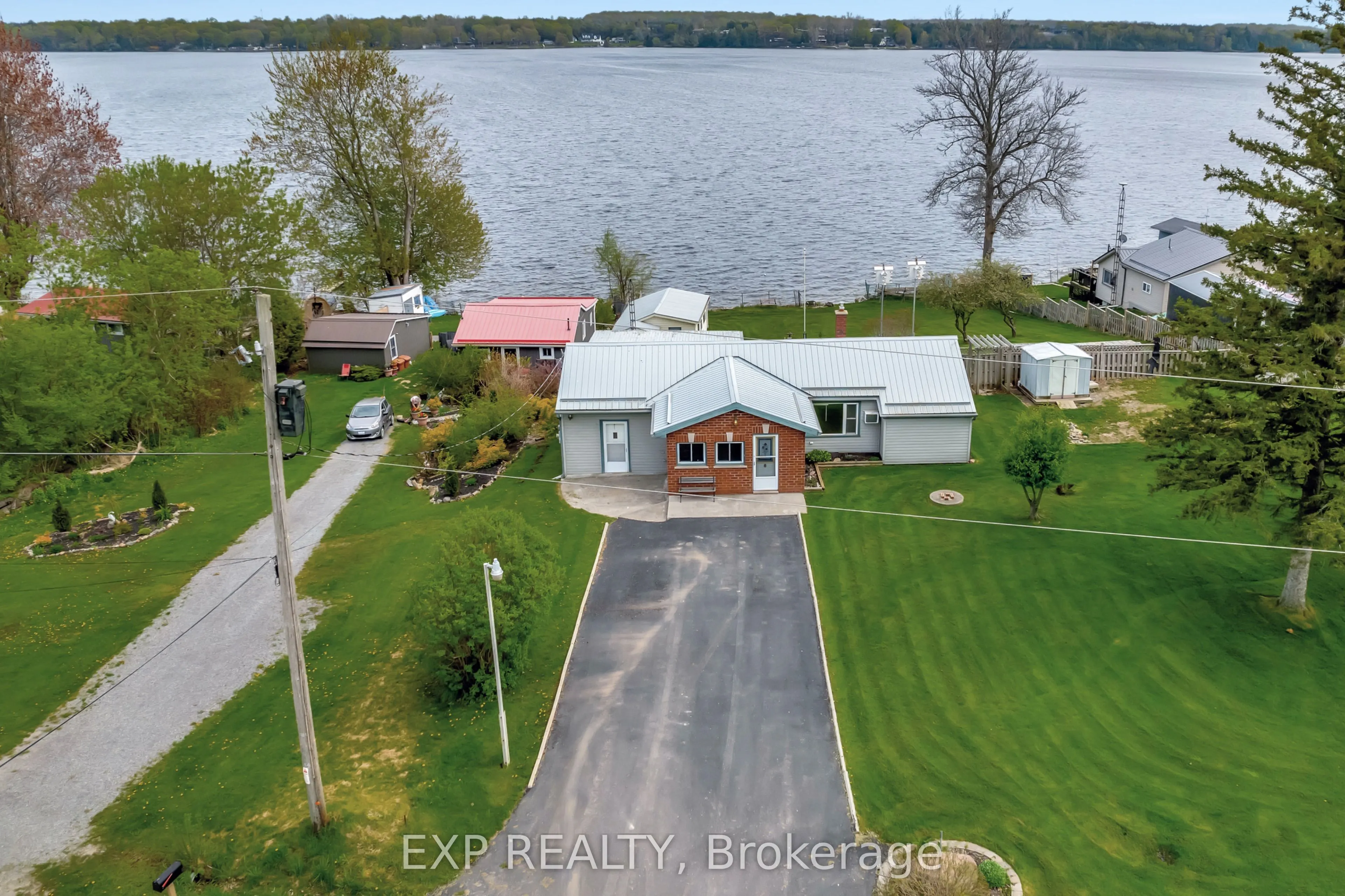 1083 Lakeside Drive