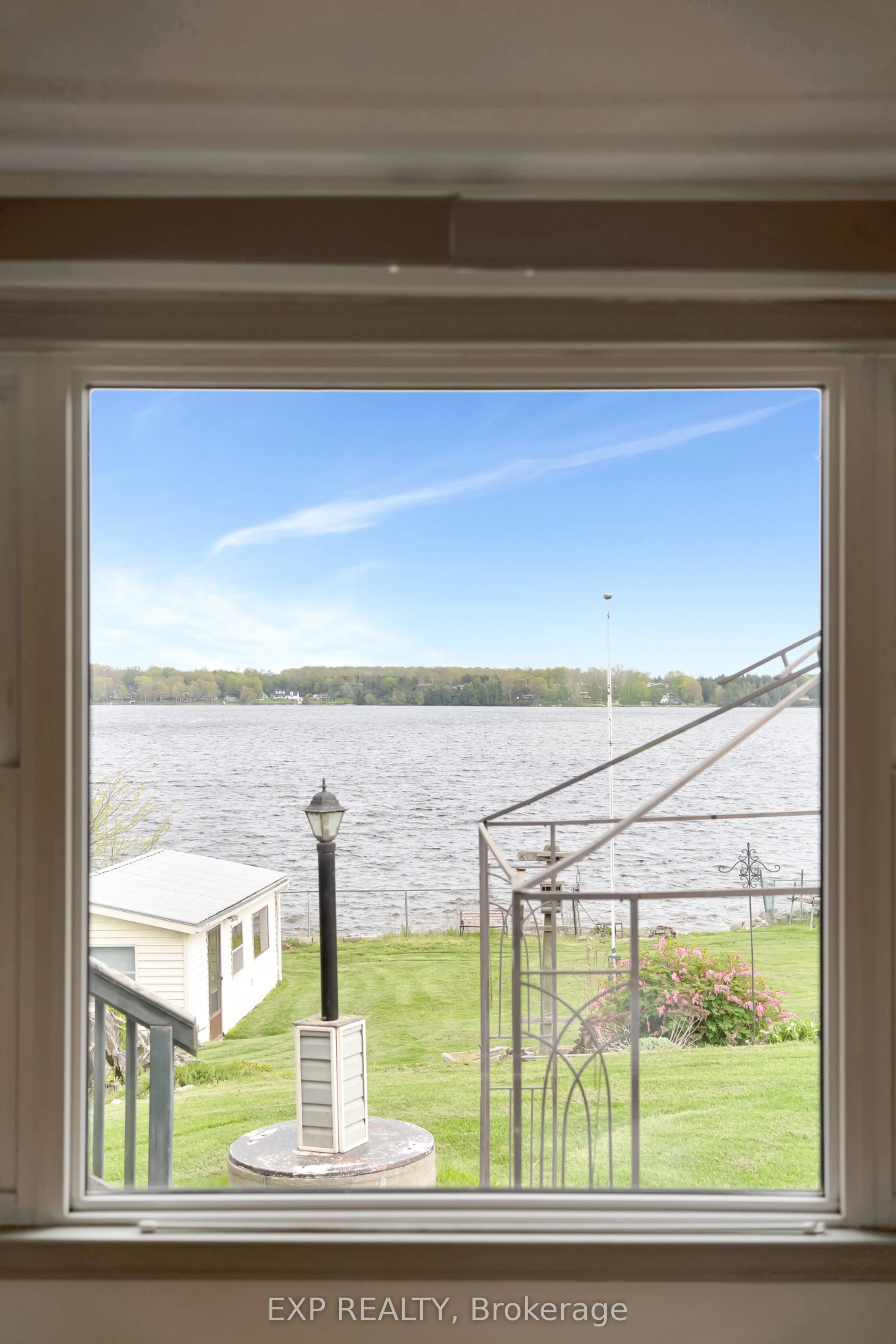 1083 Lakeside Drive