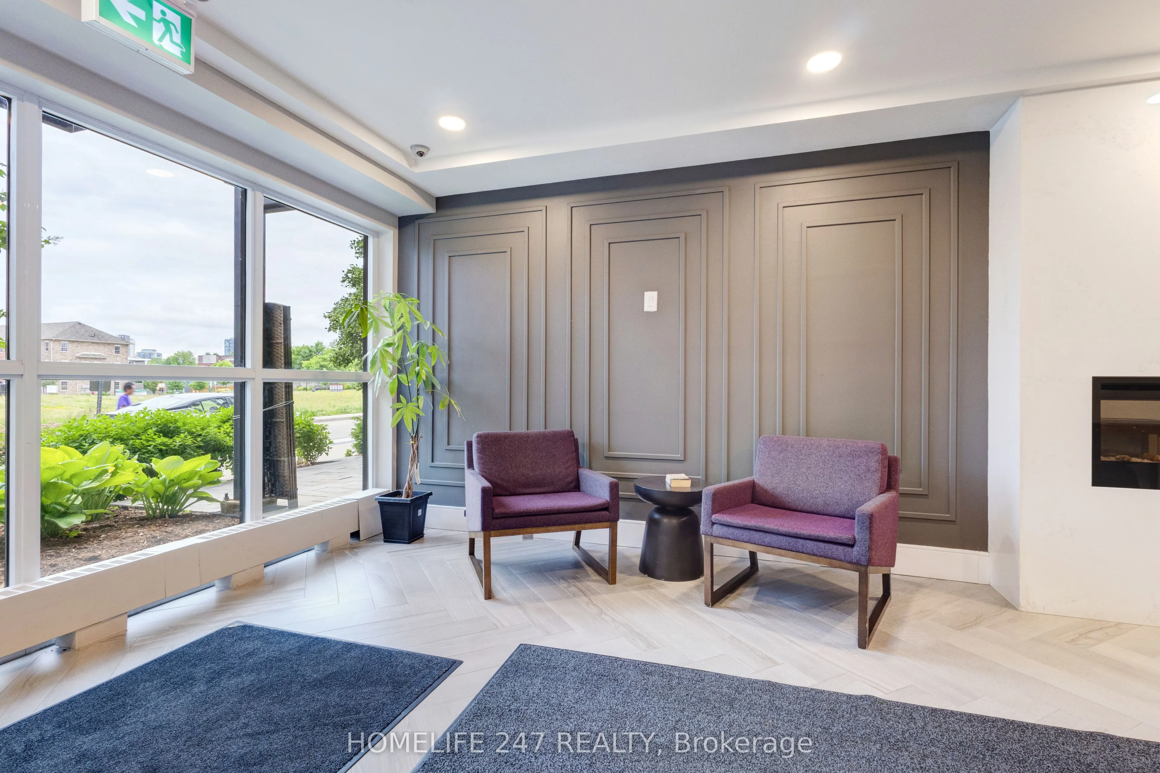 15 Prince Albert Boulevard #305