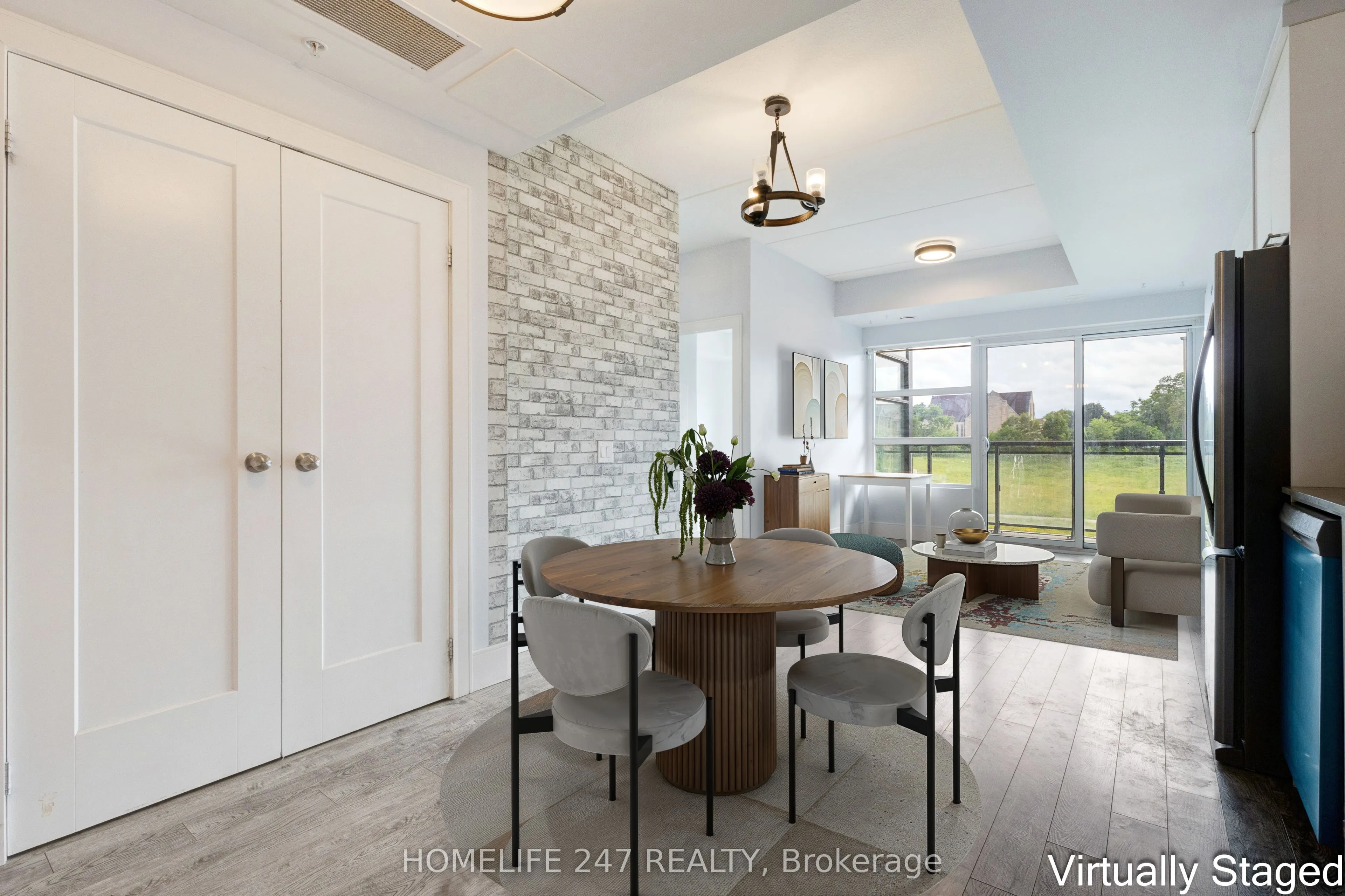 15 Prince Albert Boulevard #305