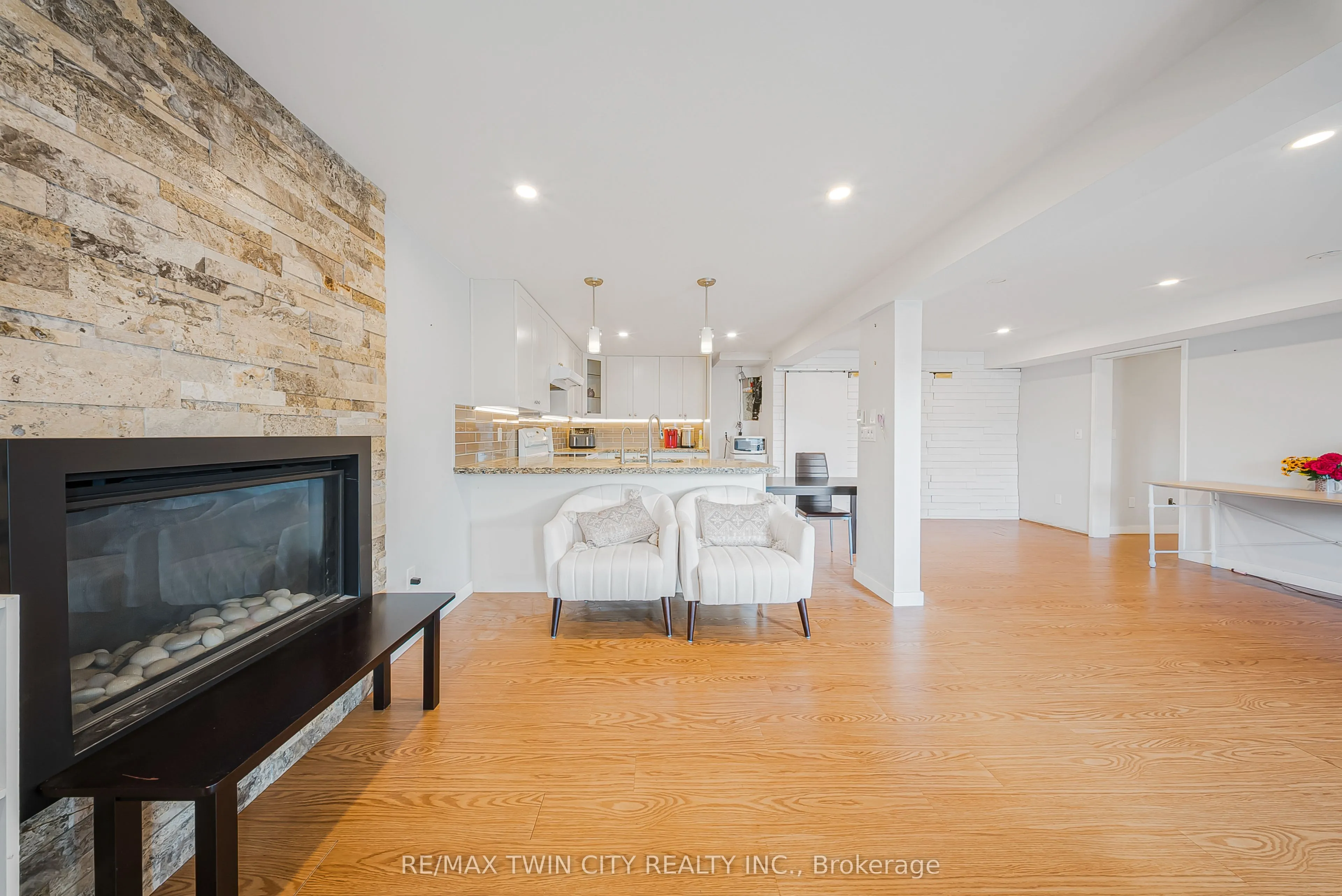 40 Ebydale Drive