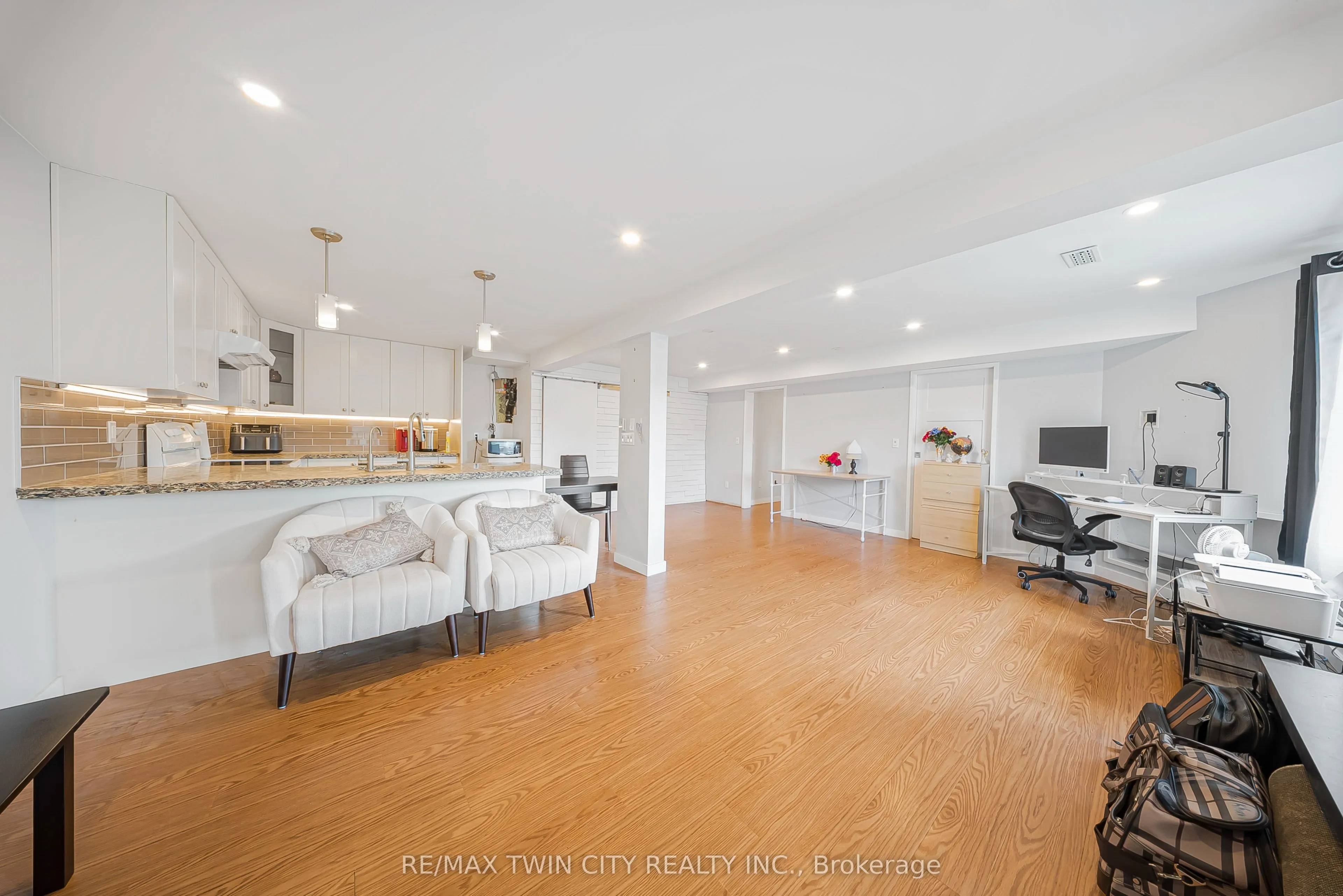 40 Ebydale Drive