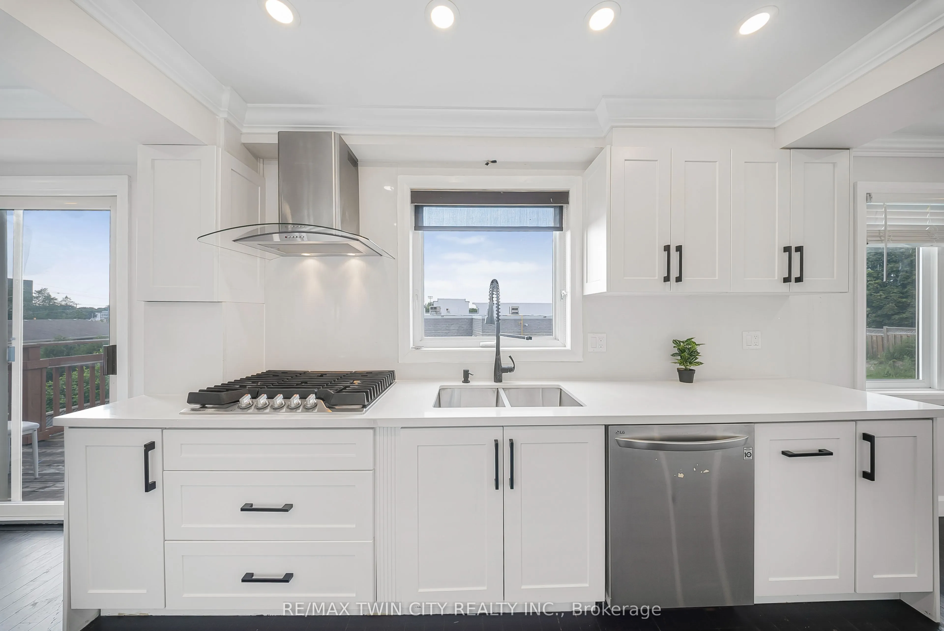 40 Ebydale Drive