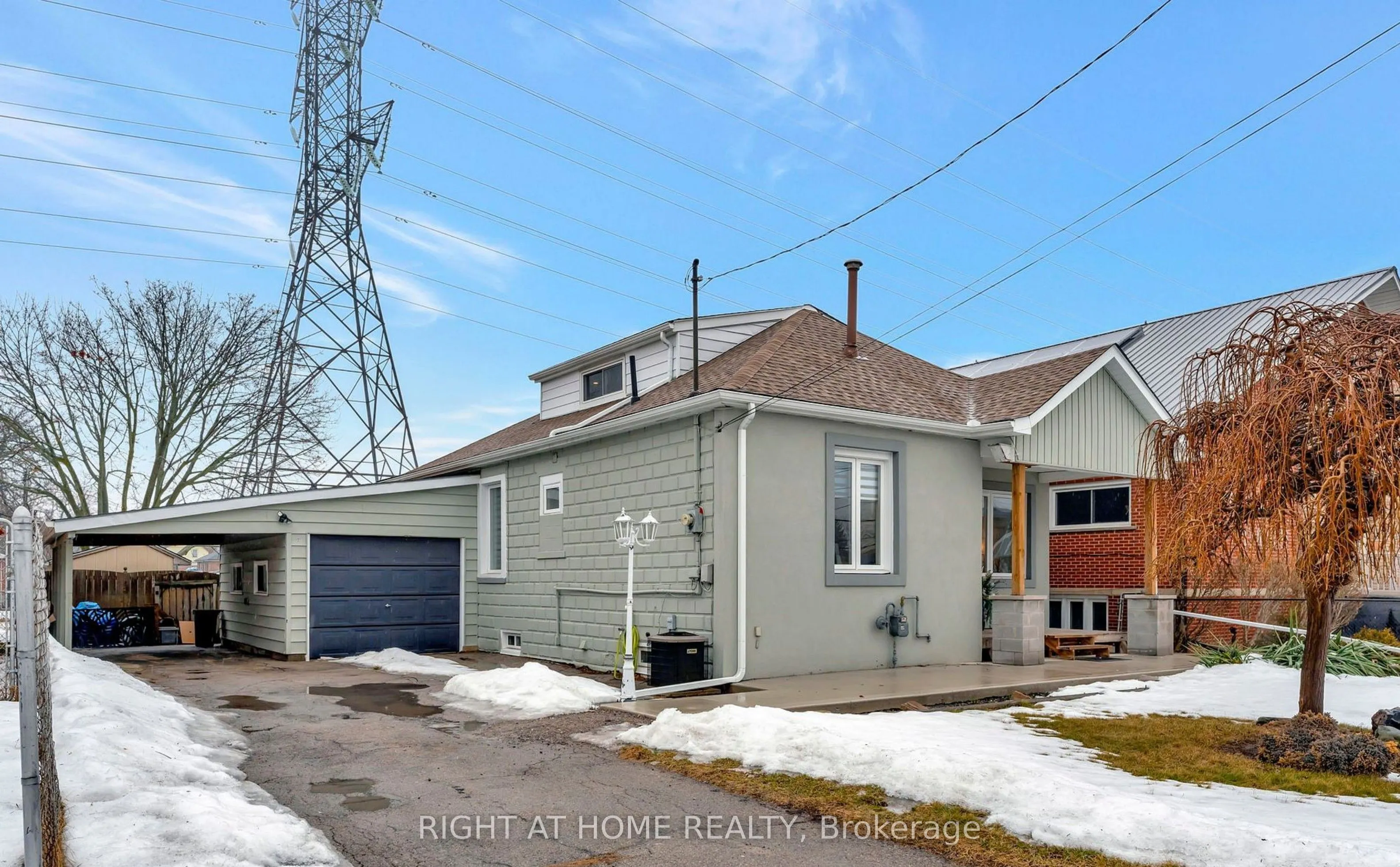 520 Cochrane Road, #Room Rental
