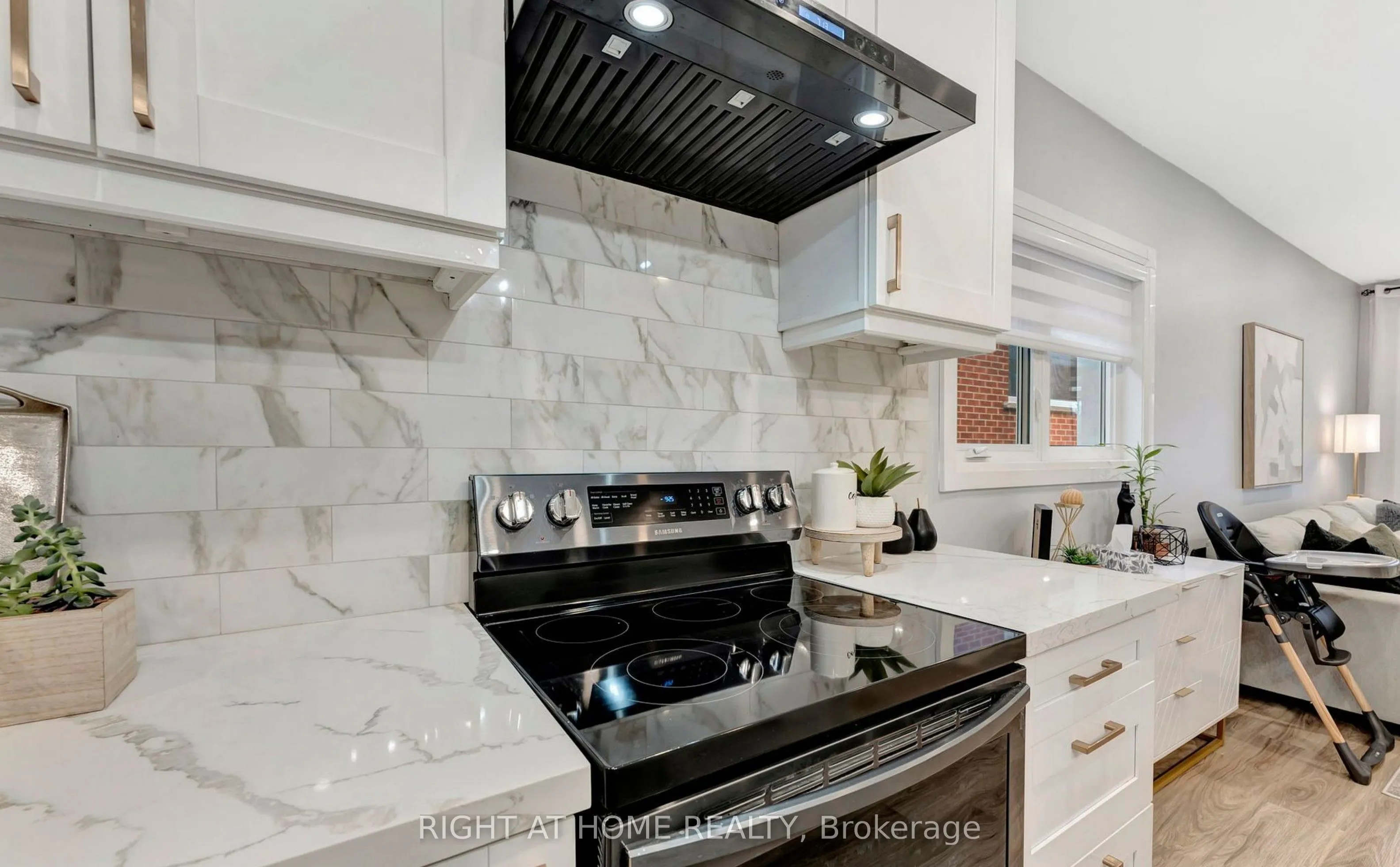 520 Cochrane Road, #Room Rental
