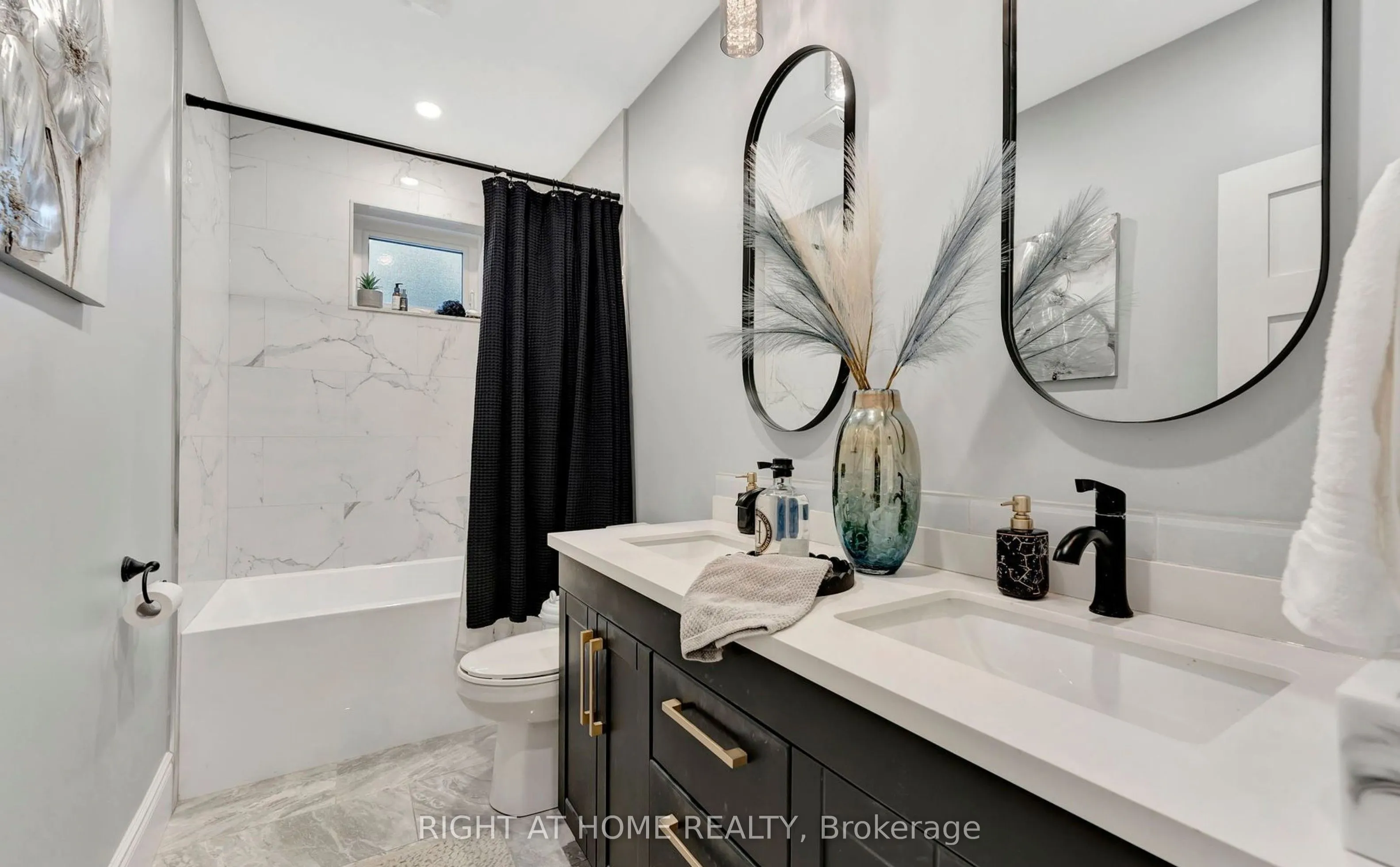 520 Cochrane Road, #Room Rental