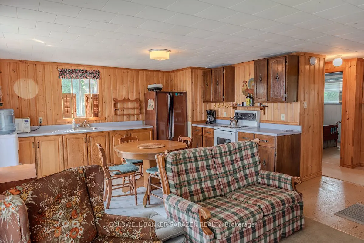 351 Leavoy Lane