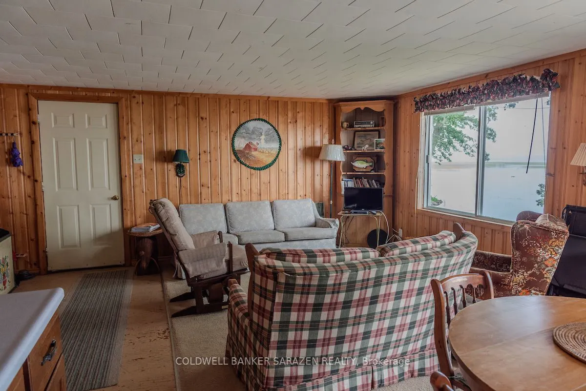 351 Leavoy Lane