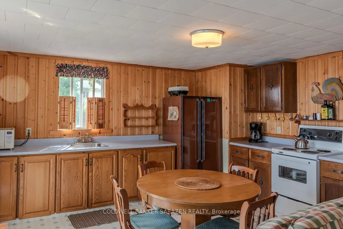 351 Leavoy Lane