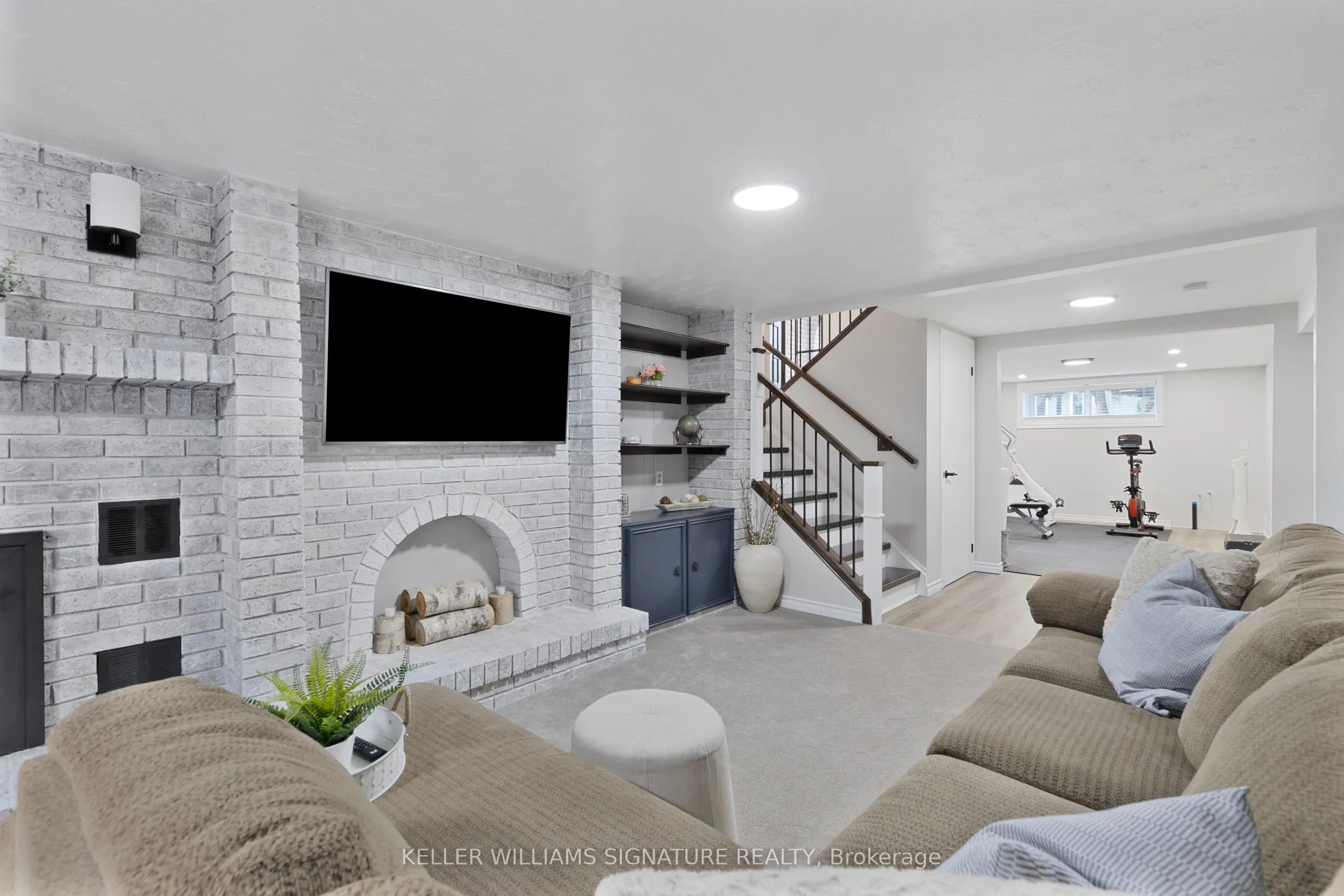 20 Ashwood Court