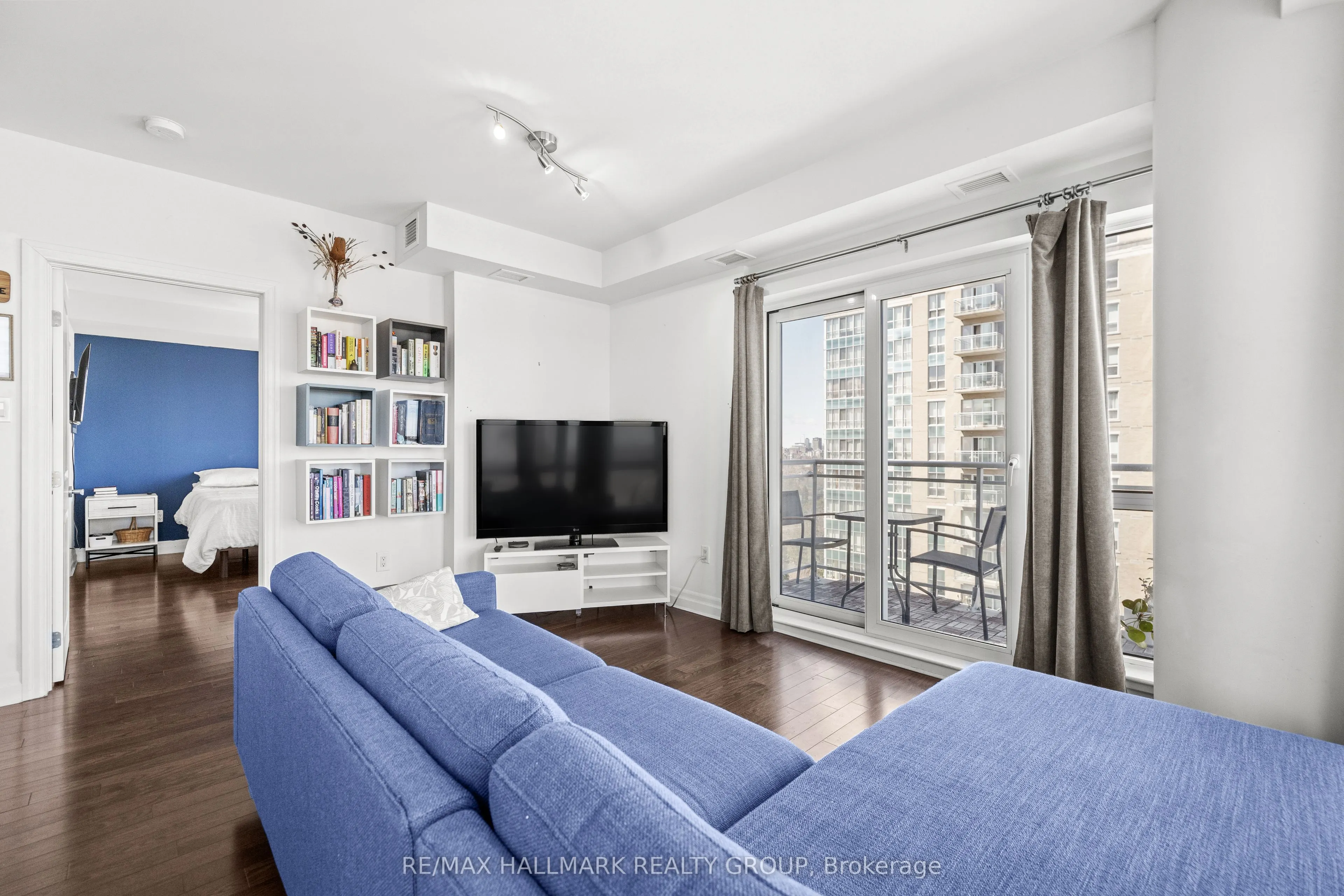 90 Landry Street, #1304