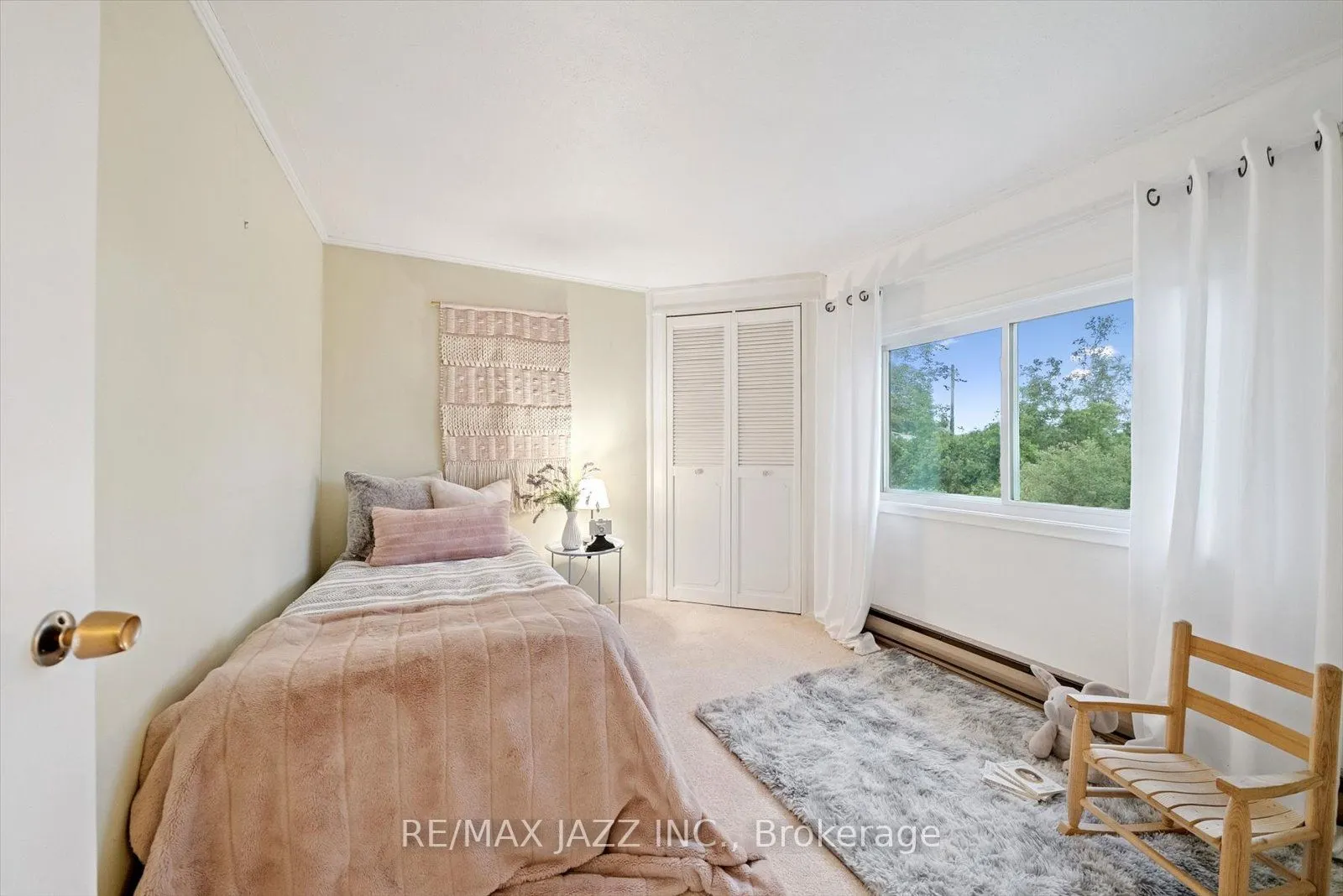 533 Shady Point Lane
