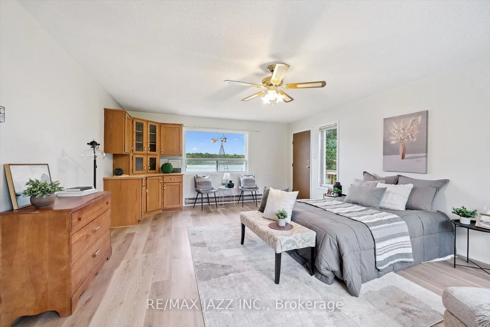 533 Shady Point Lane