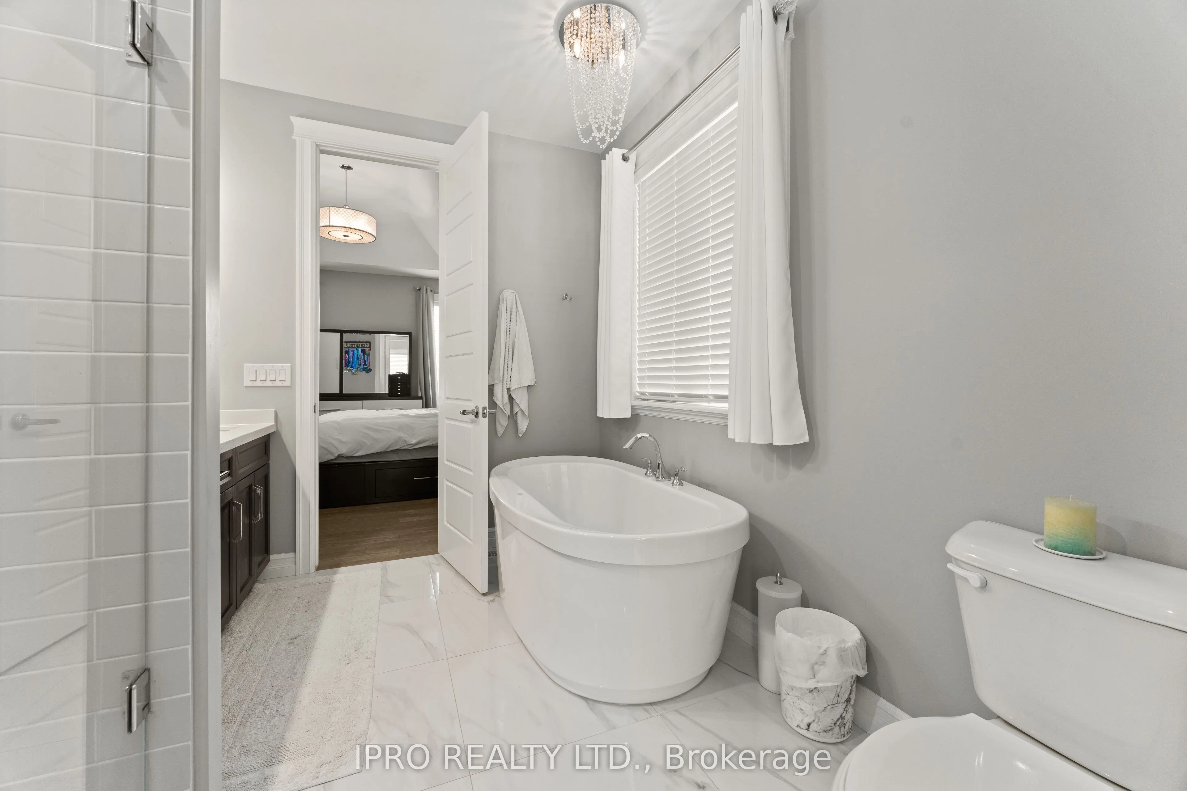 139 Blue Jay Crescent