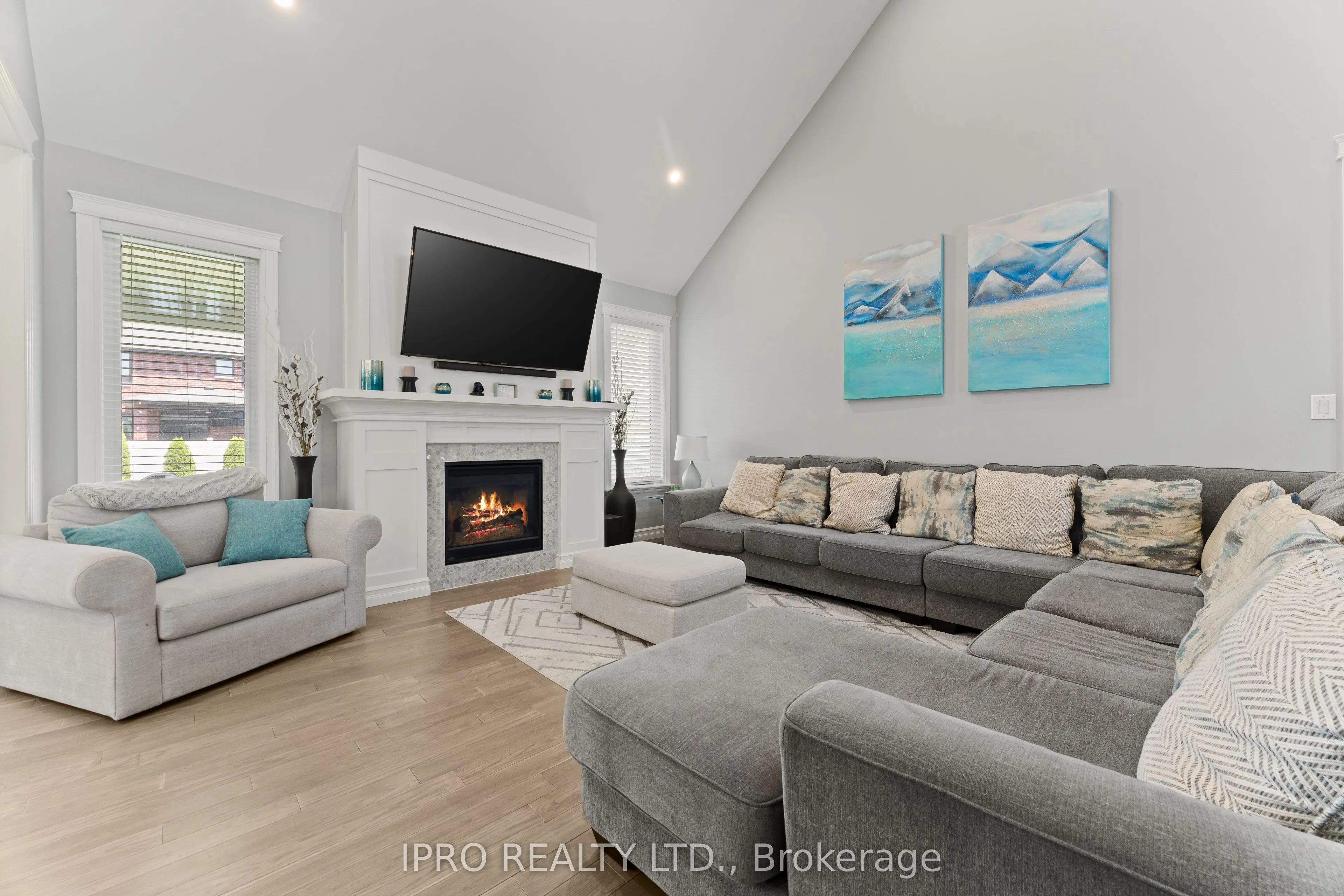 139 Blue Jay Crescent