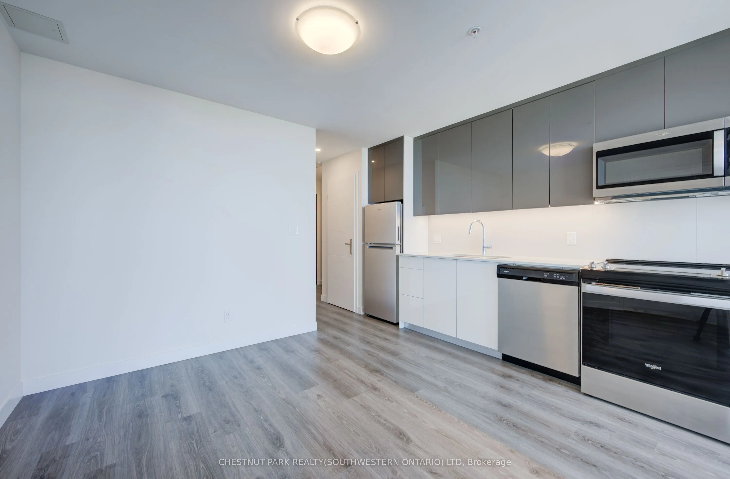 60 Frederick Street, #1805