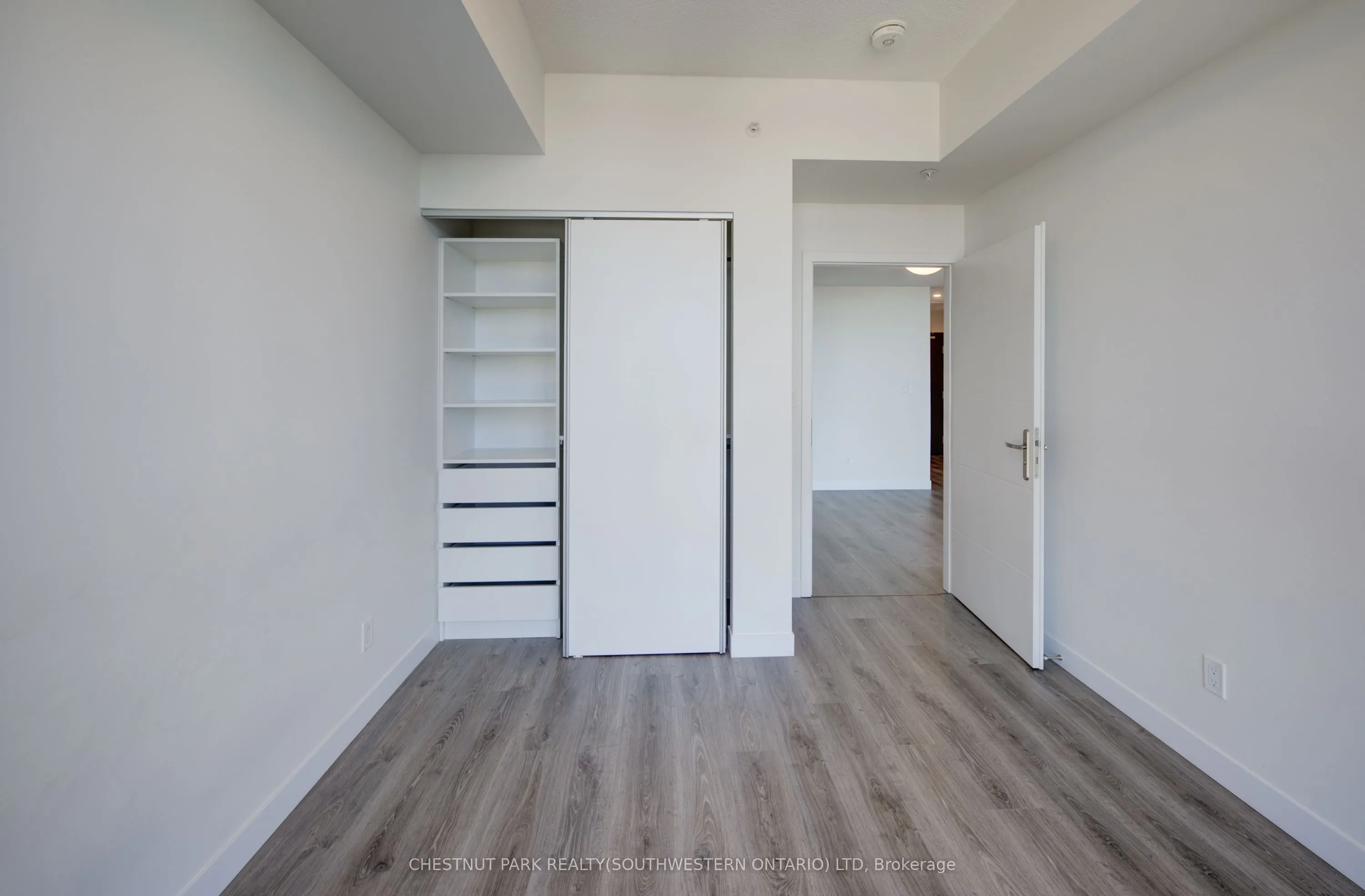 60 Frederick Street, #1805