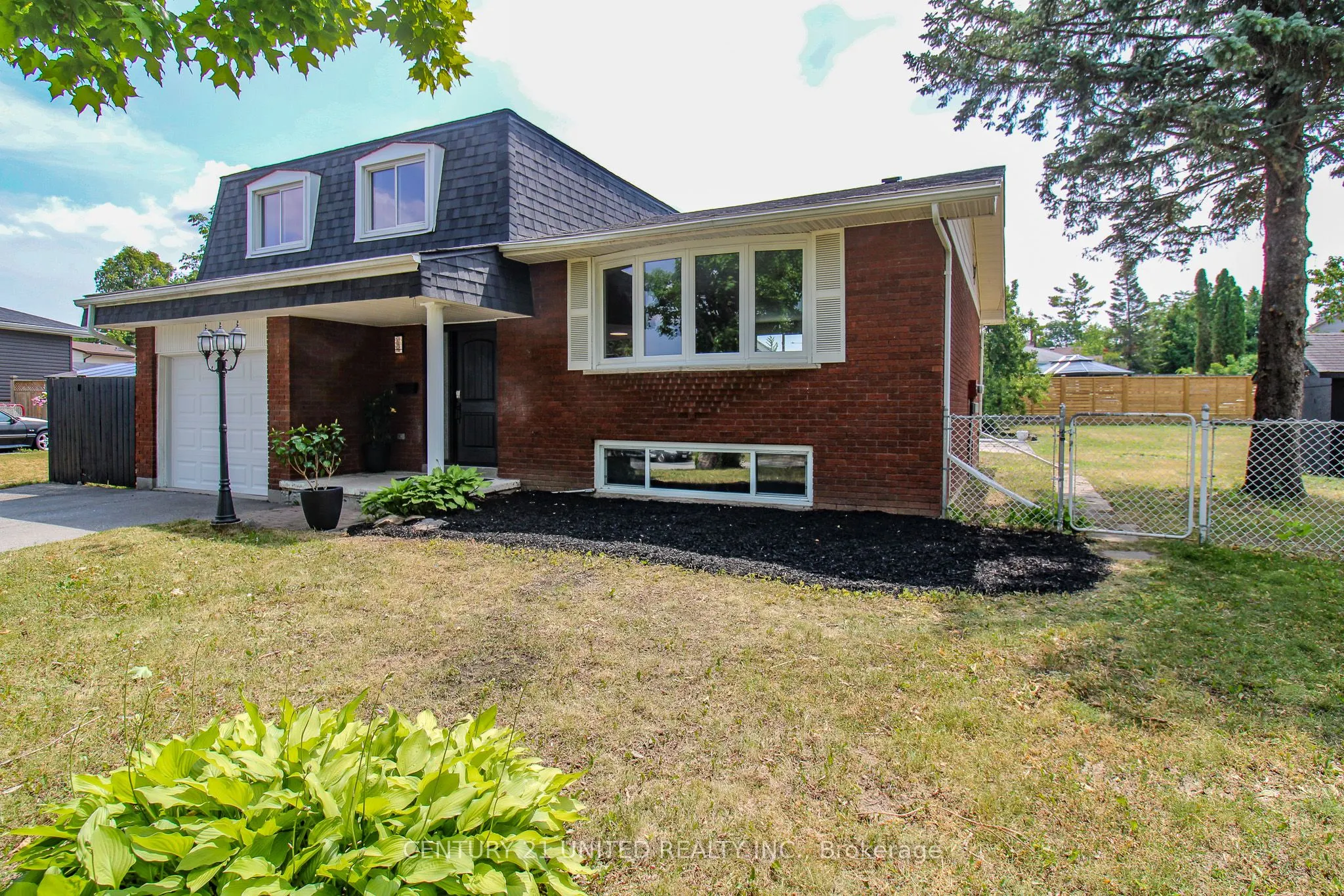 594 Saugeen Crescent