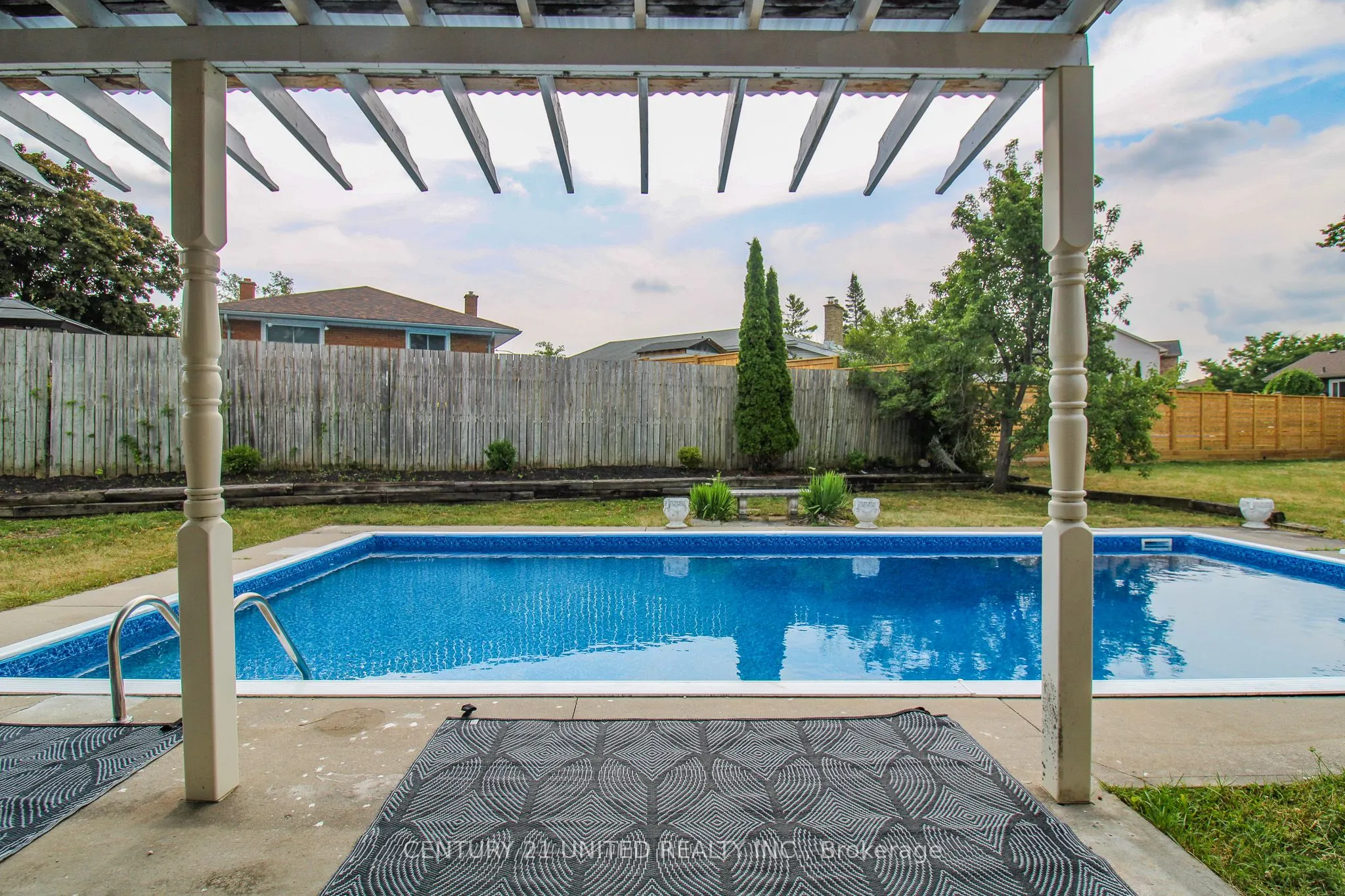 594 Saugeen Crescent
