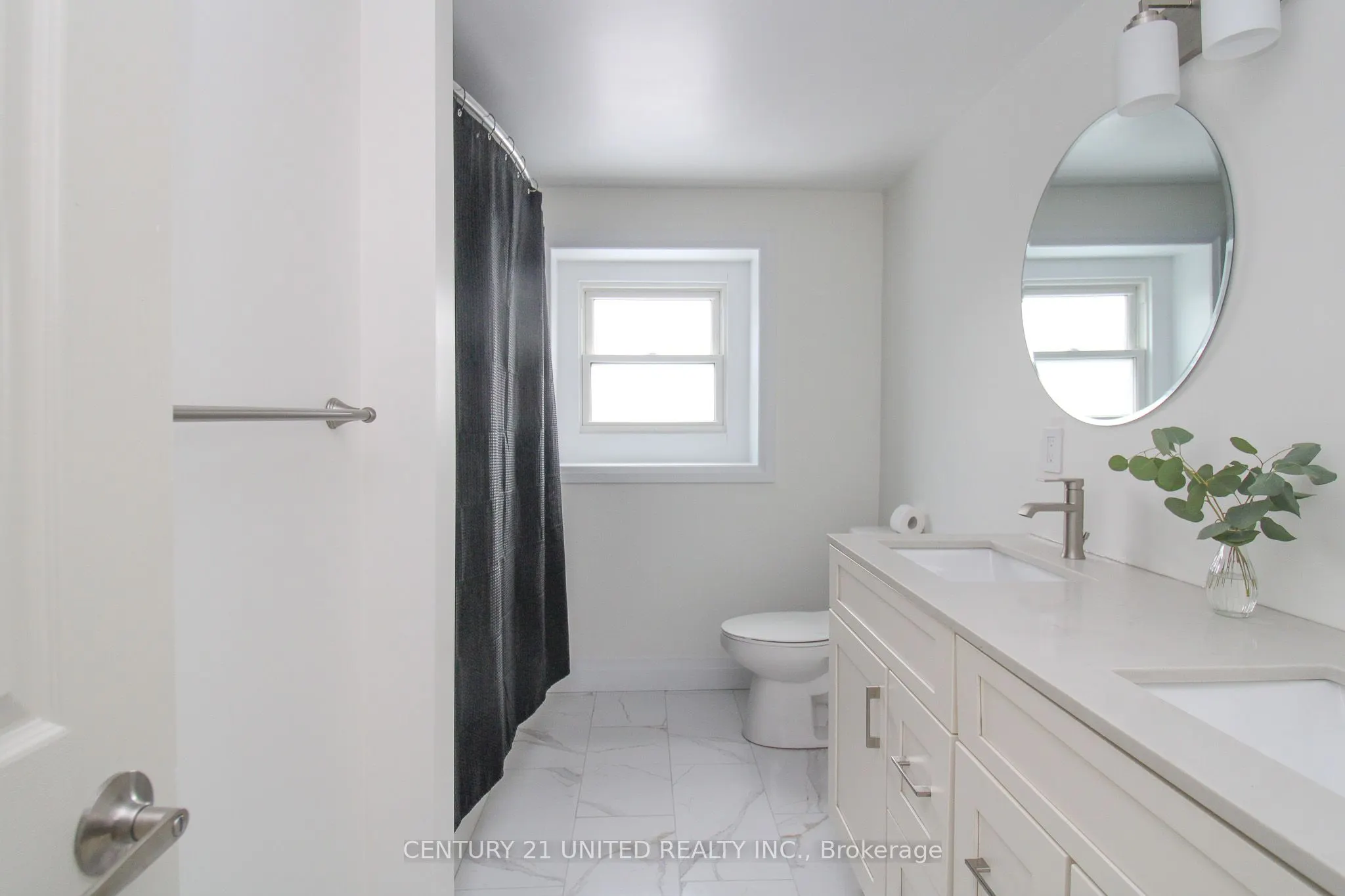 594 Saugeen Crescent