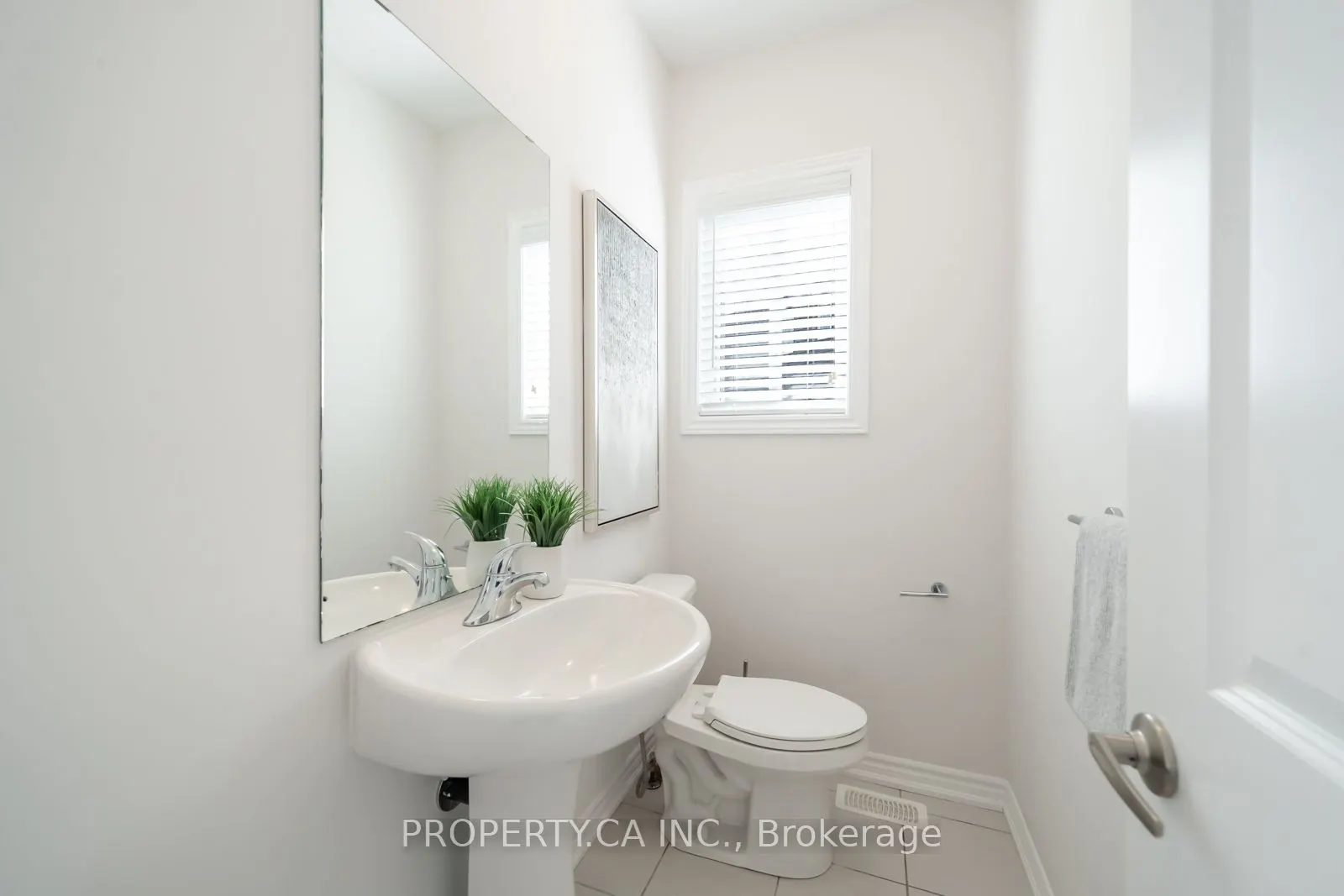102 Bethune Avenue