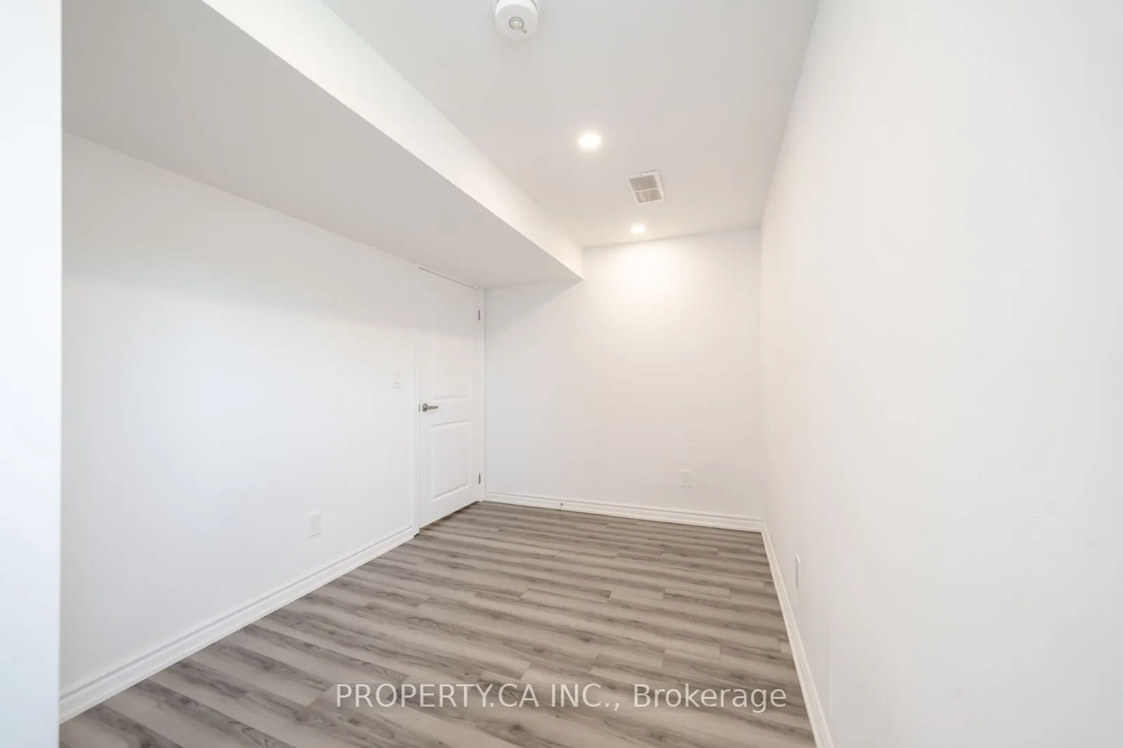 102 Bethune Avenue