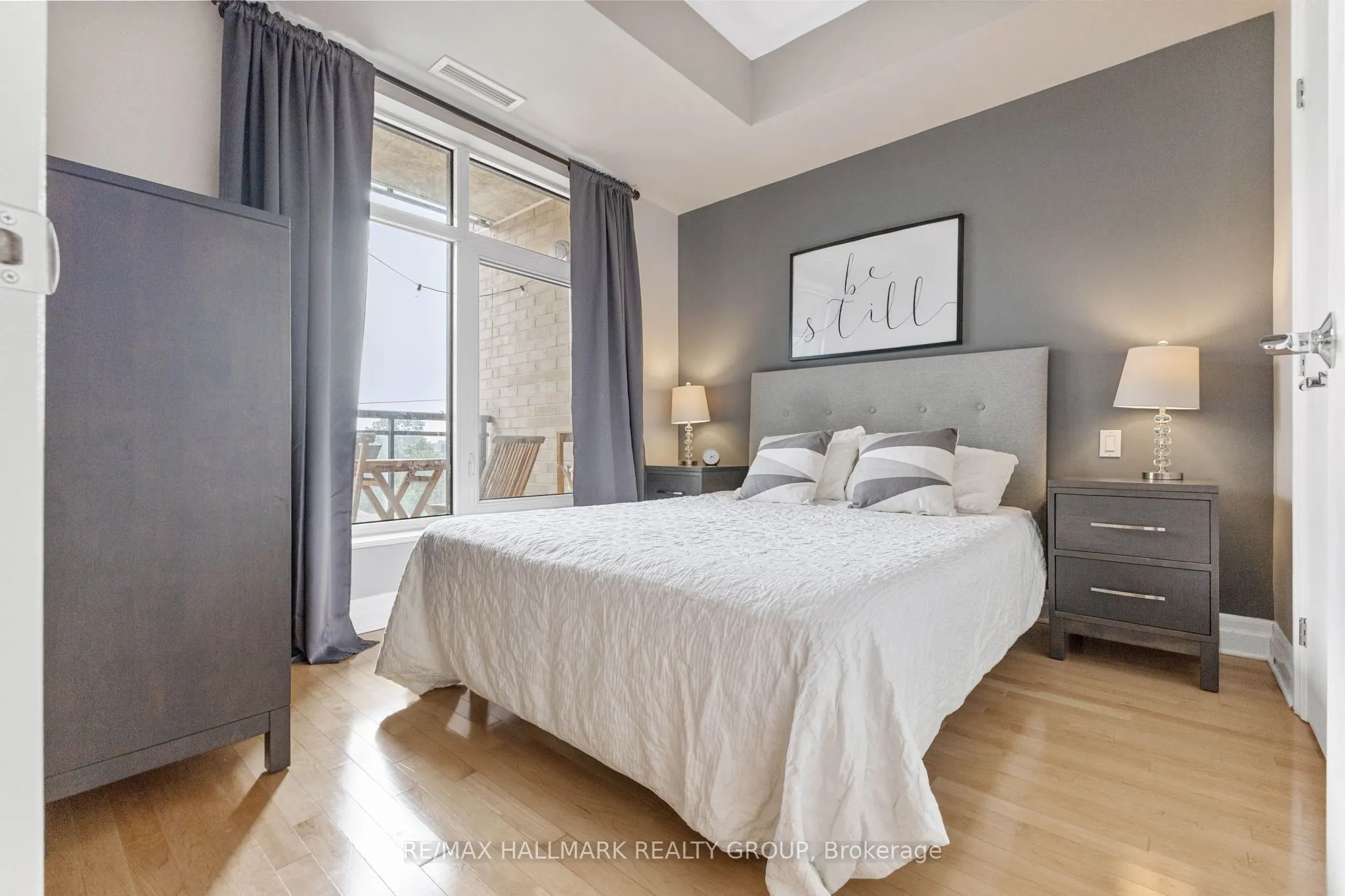 245 Kent Street, #504