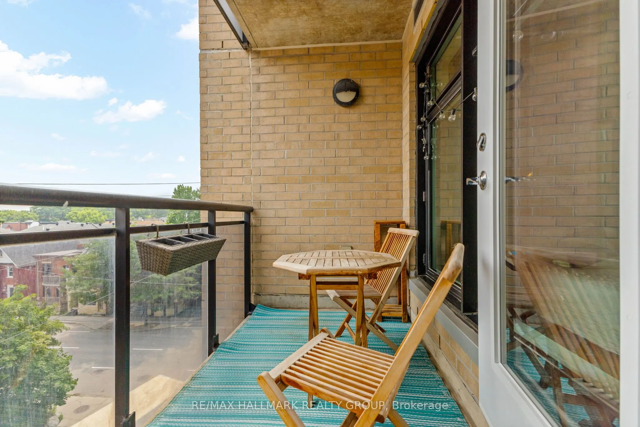 245 Kent Street, #504