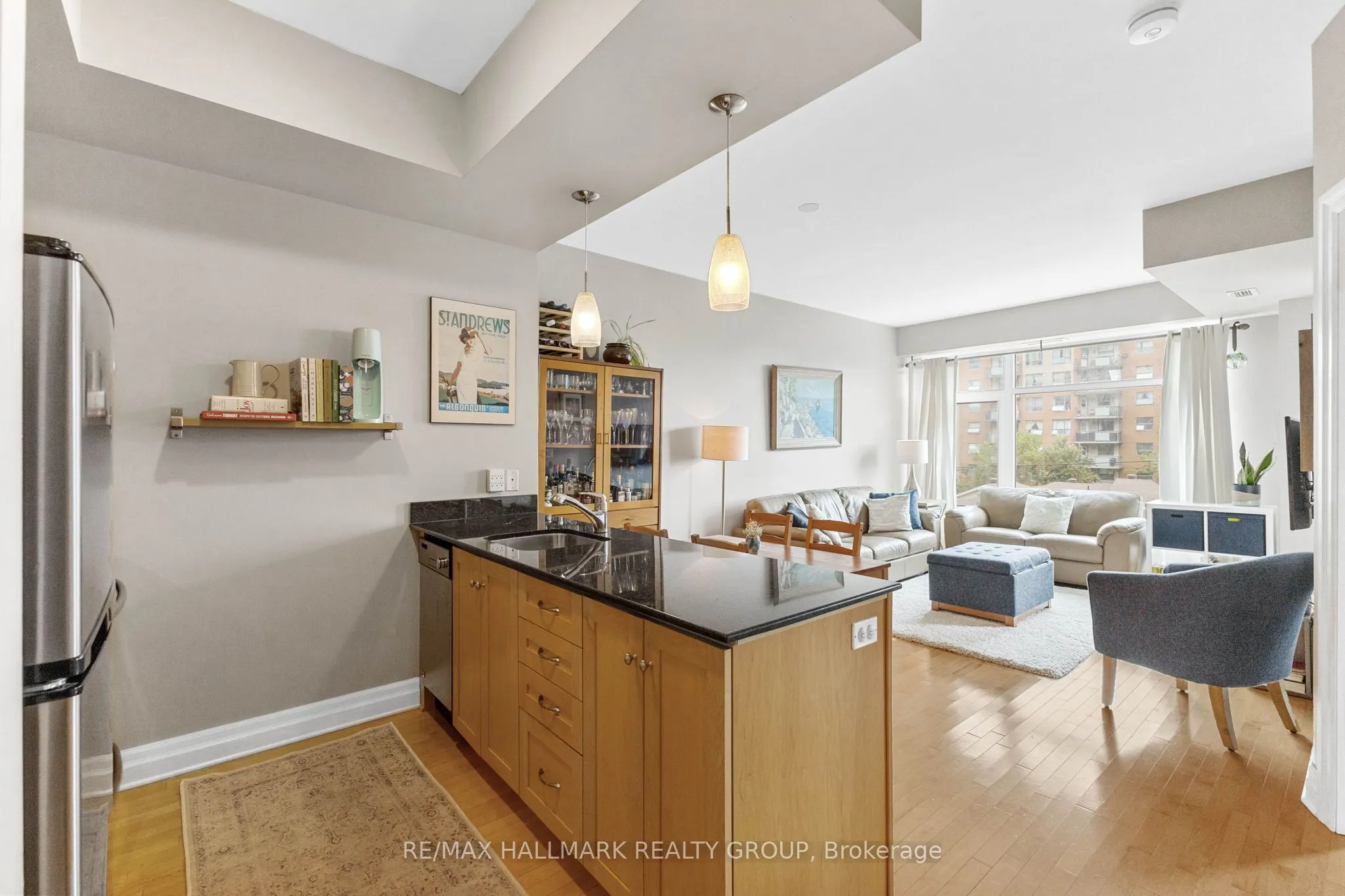 245 Kent Street, #504