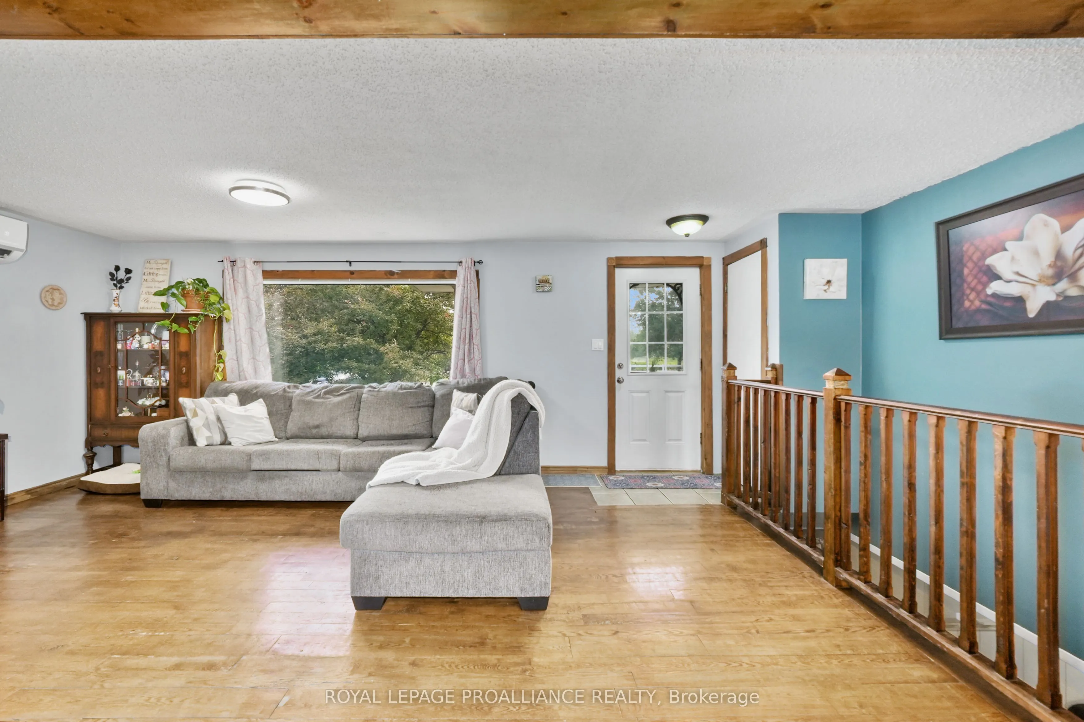 16 Mack Trail