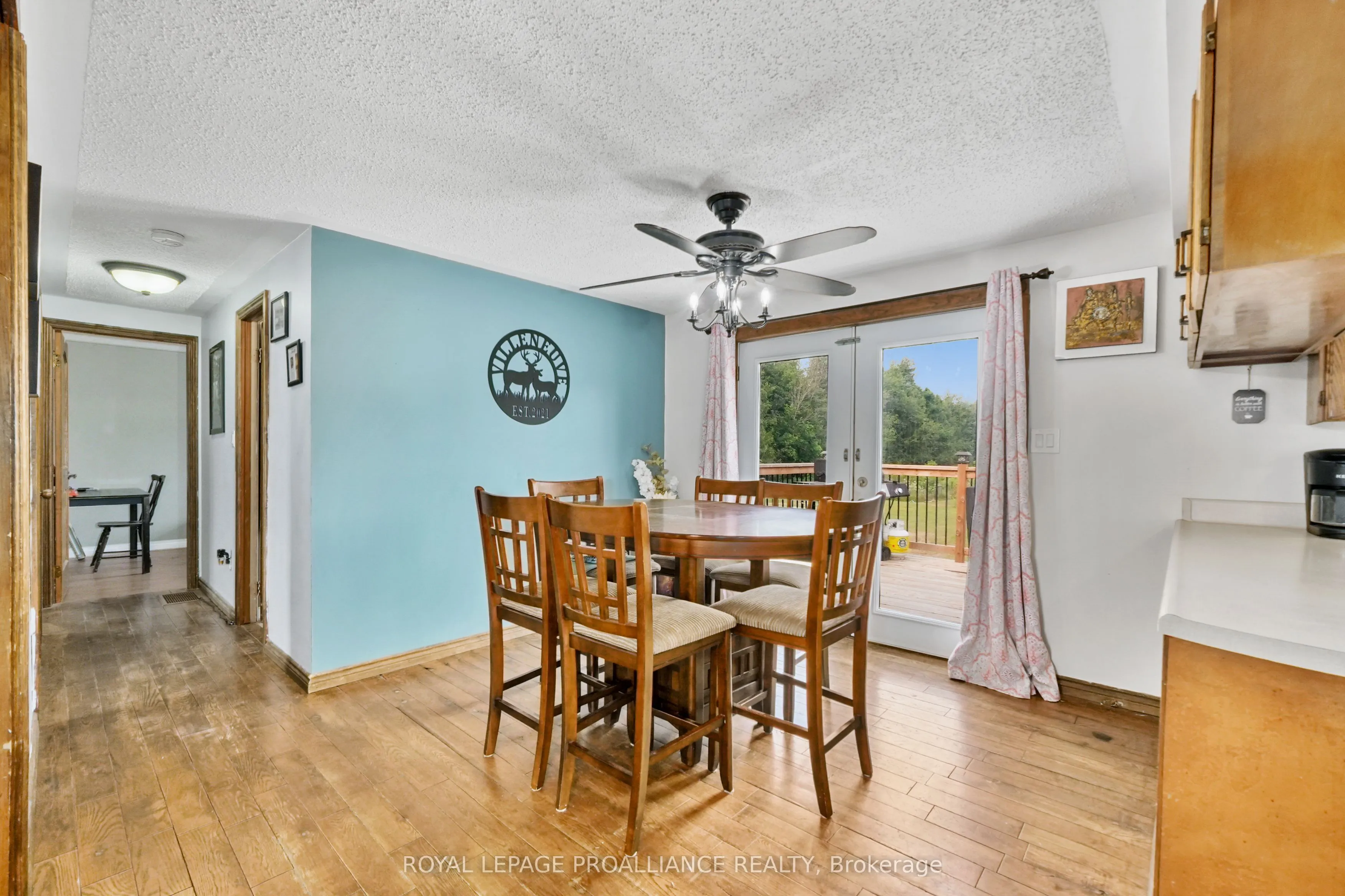 16 Mack Trail