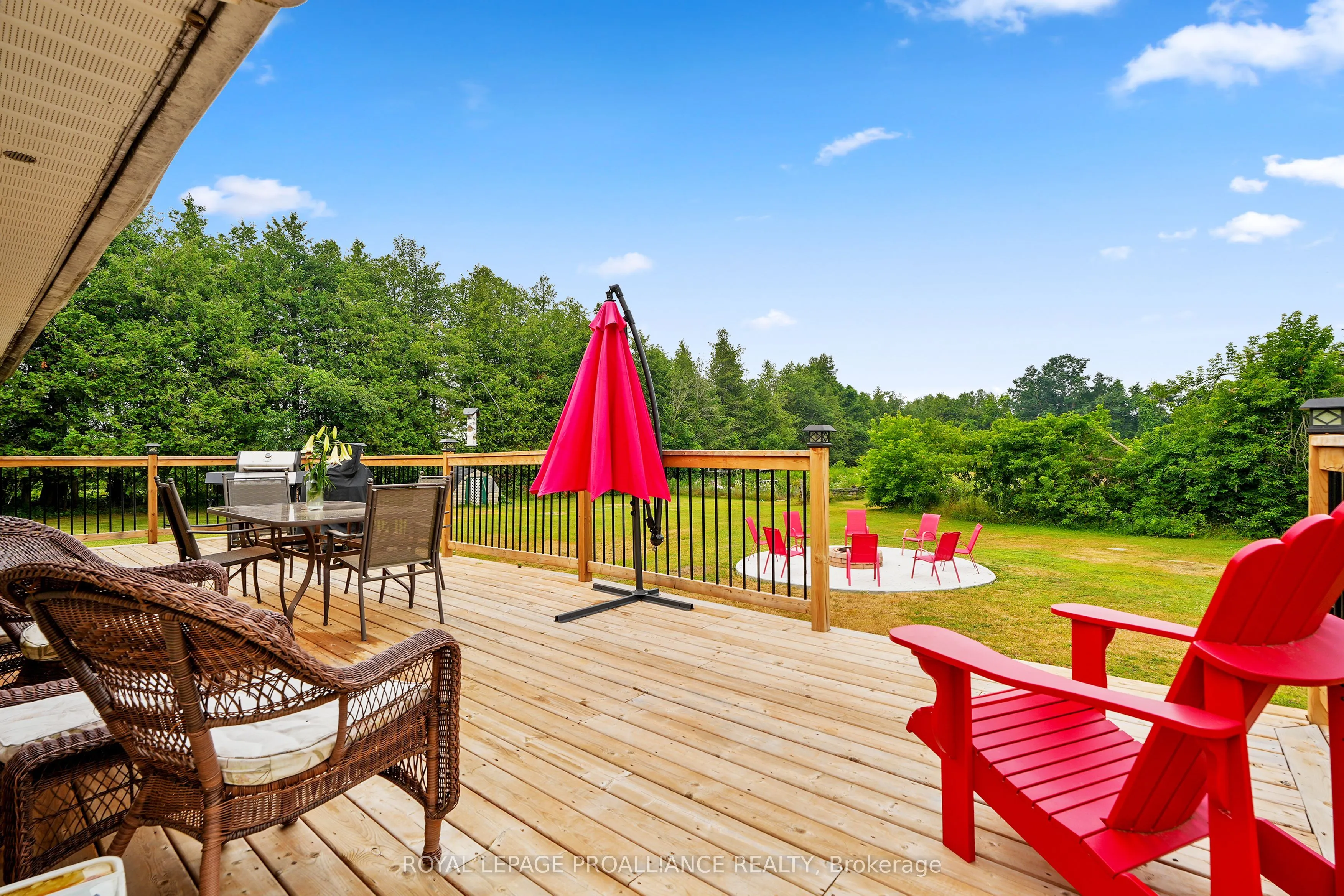 16 Mack Trail