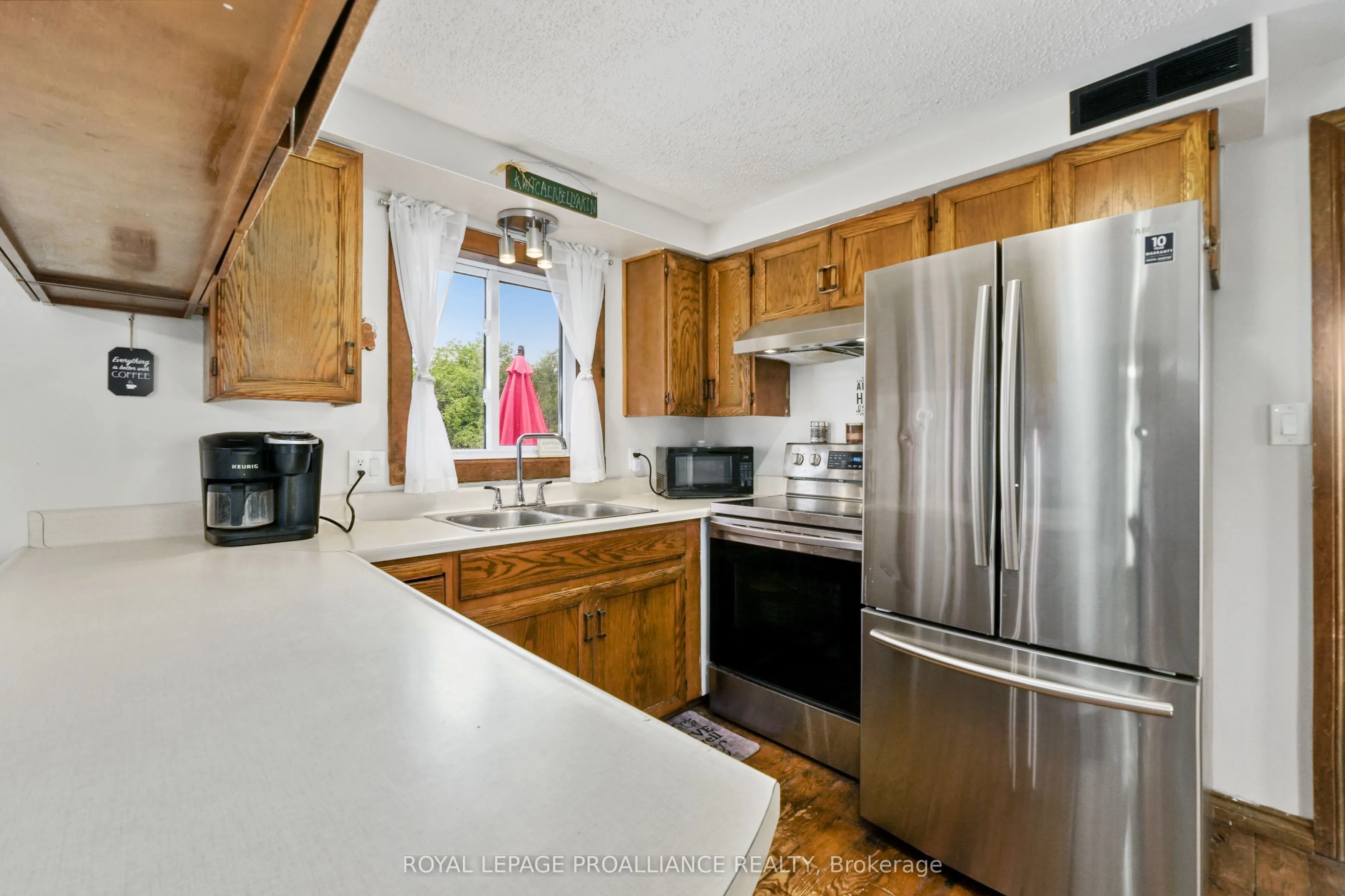 16 Mack Trail