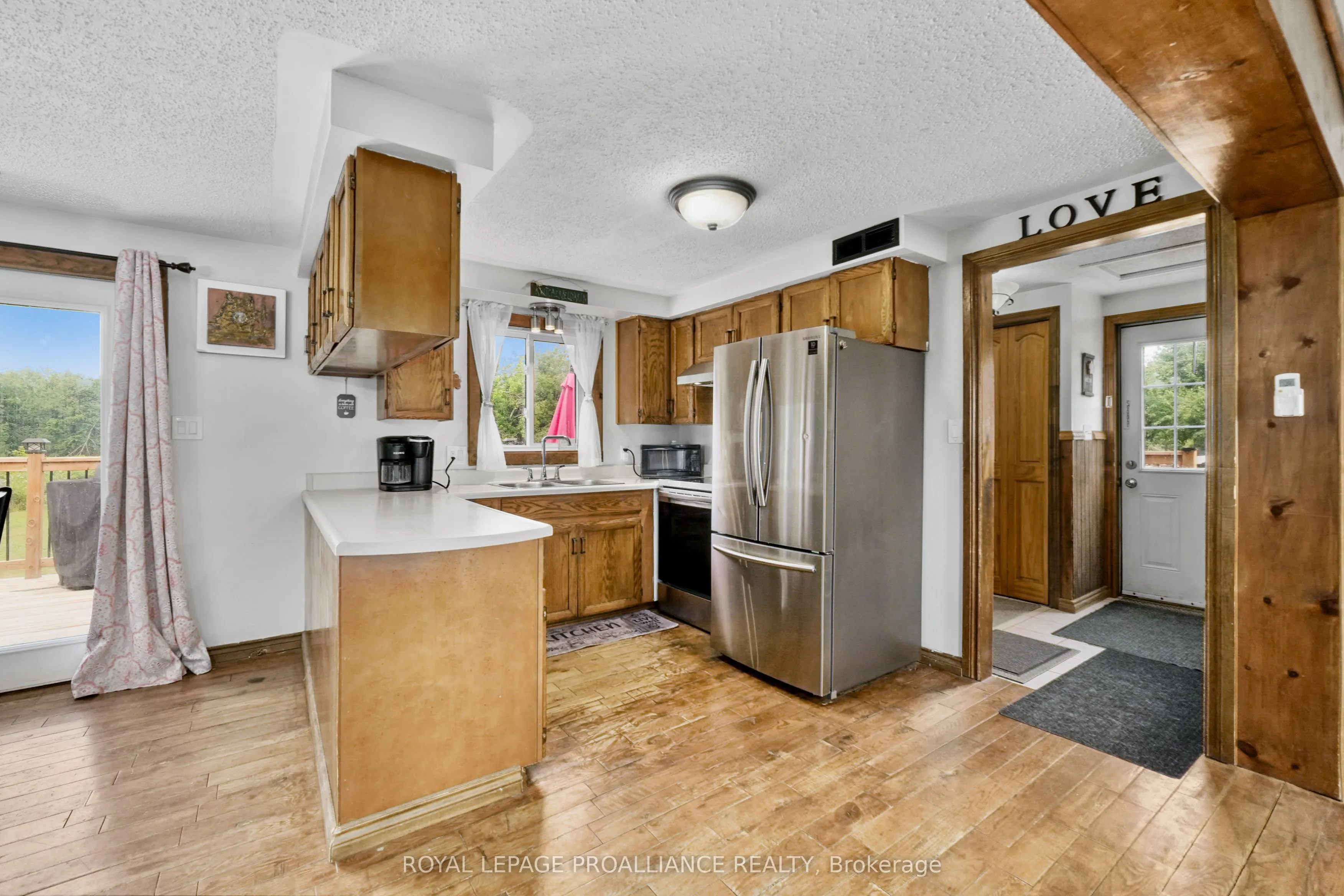 16 Mack Trail