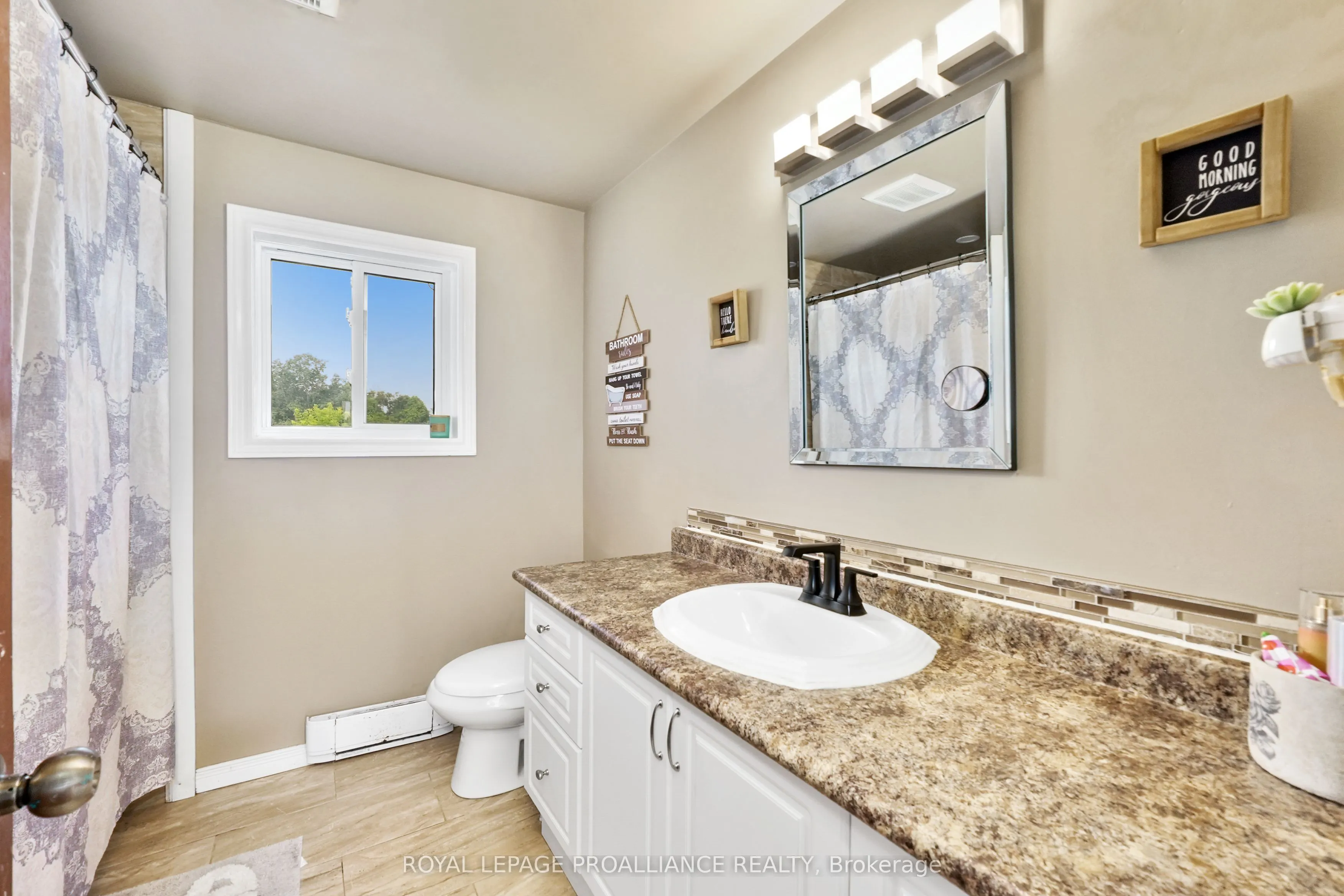 16 Mack Trail