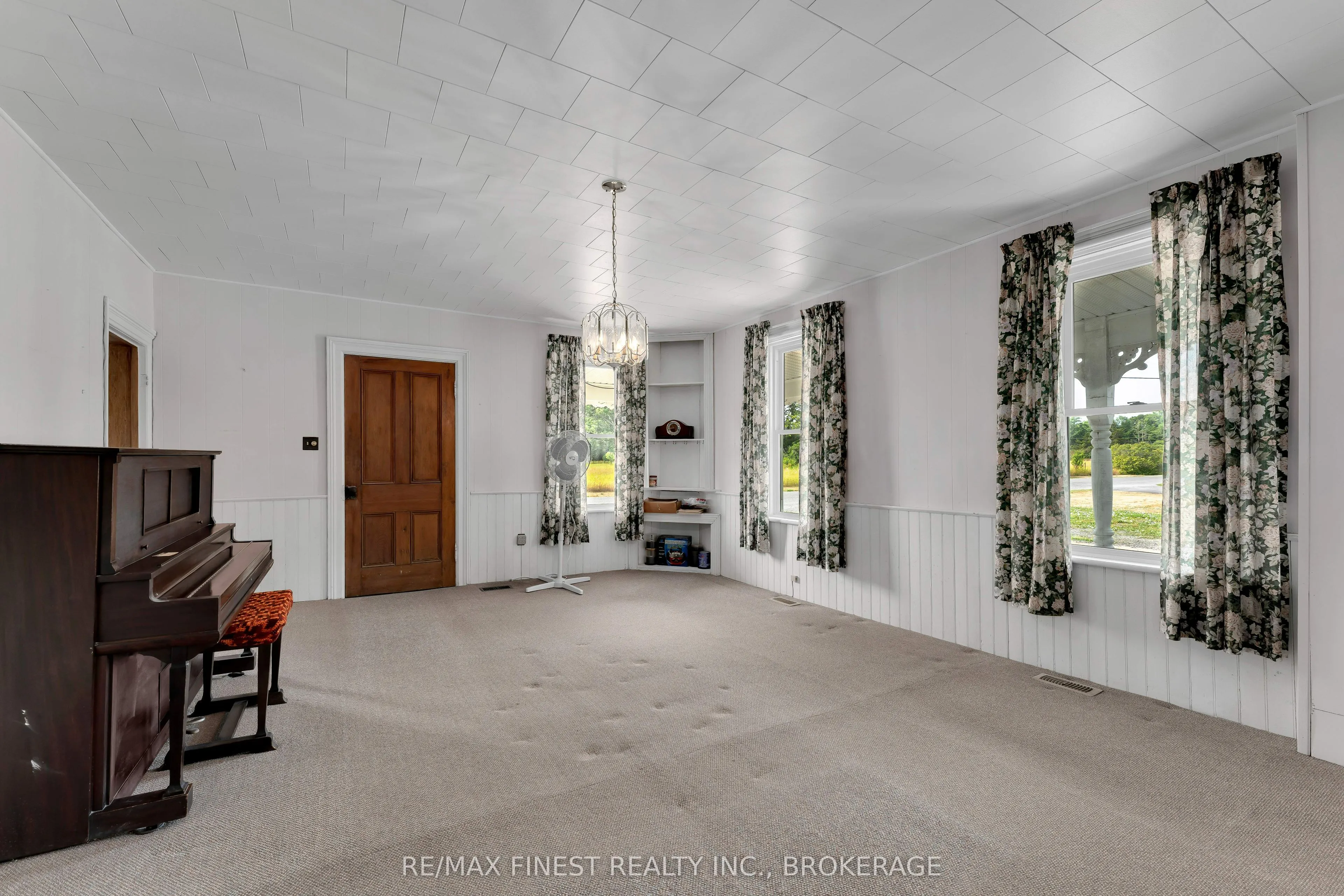 291 Hambly Road