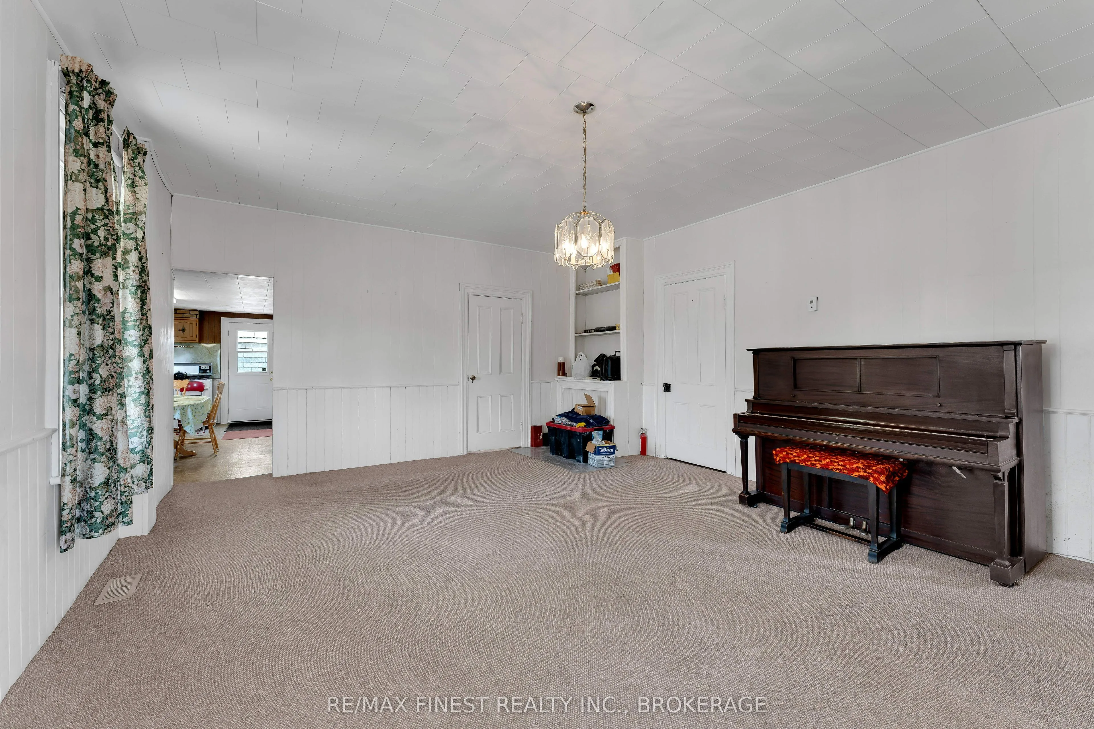 291 Hambly Road