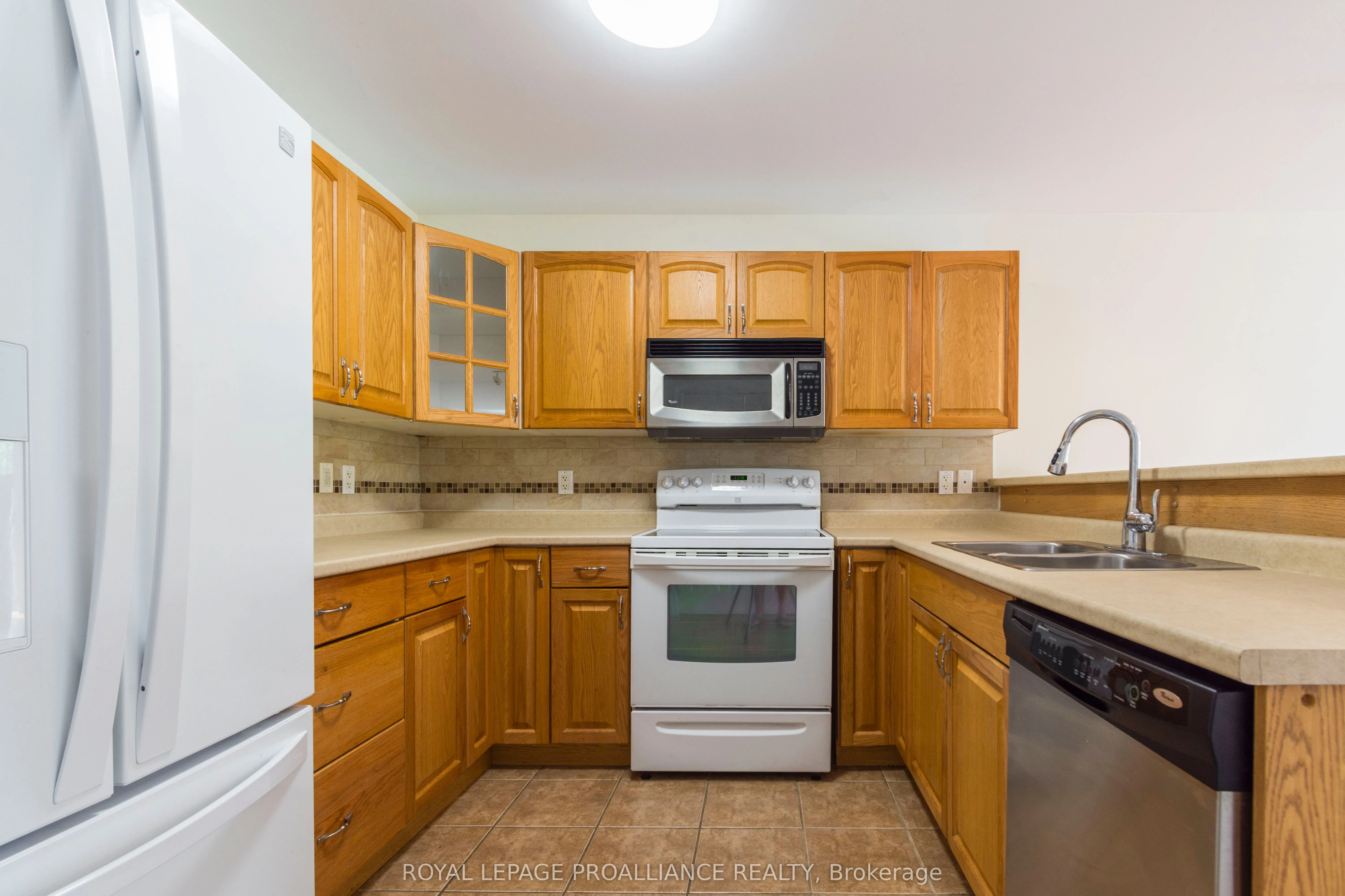 15D Gross Street