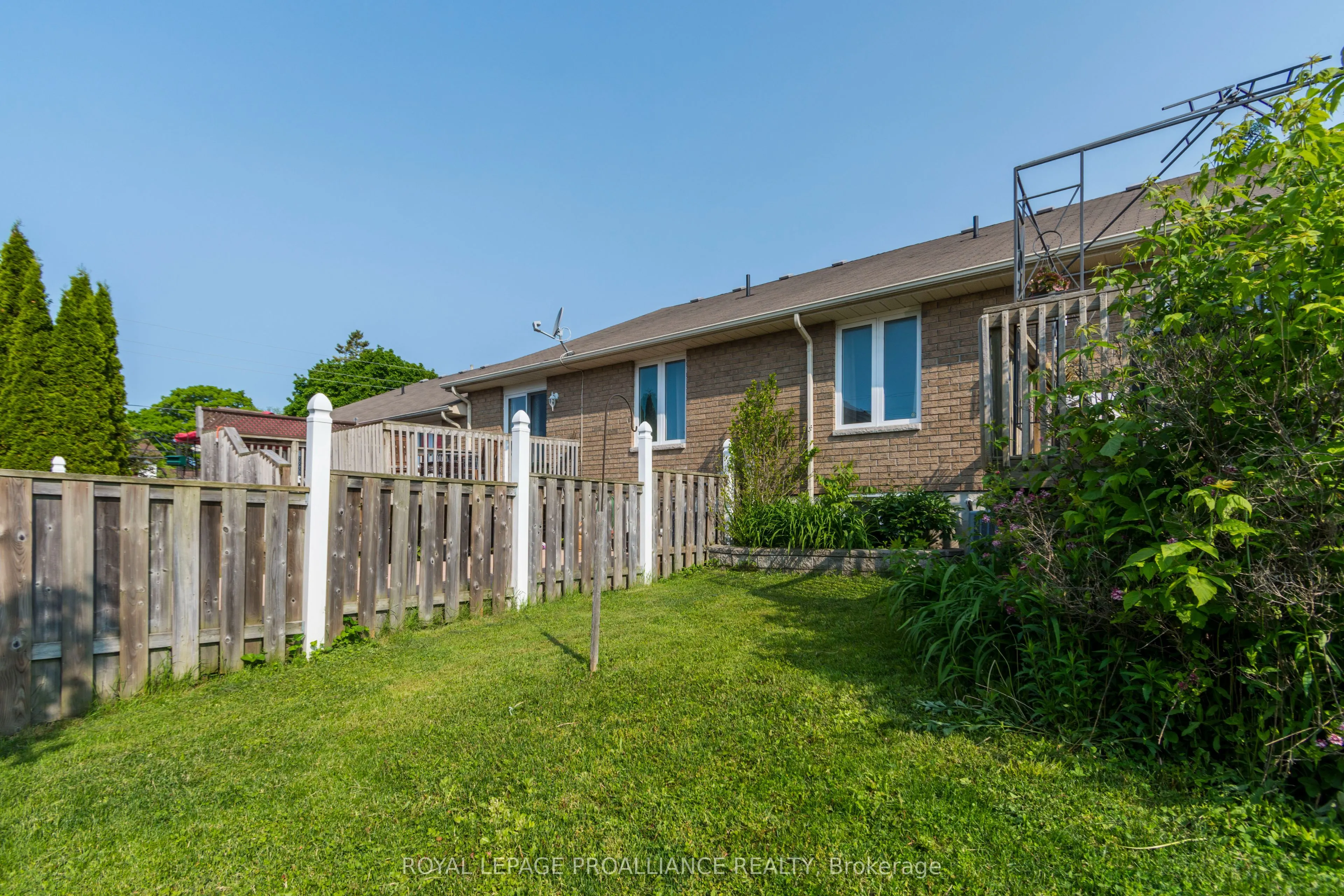 15D Gross Street