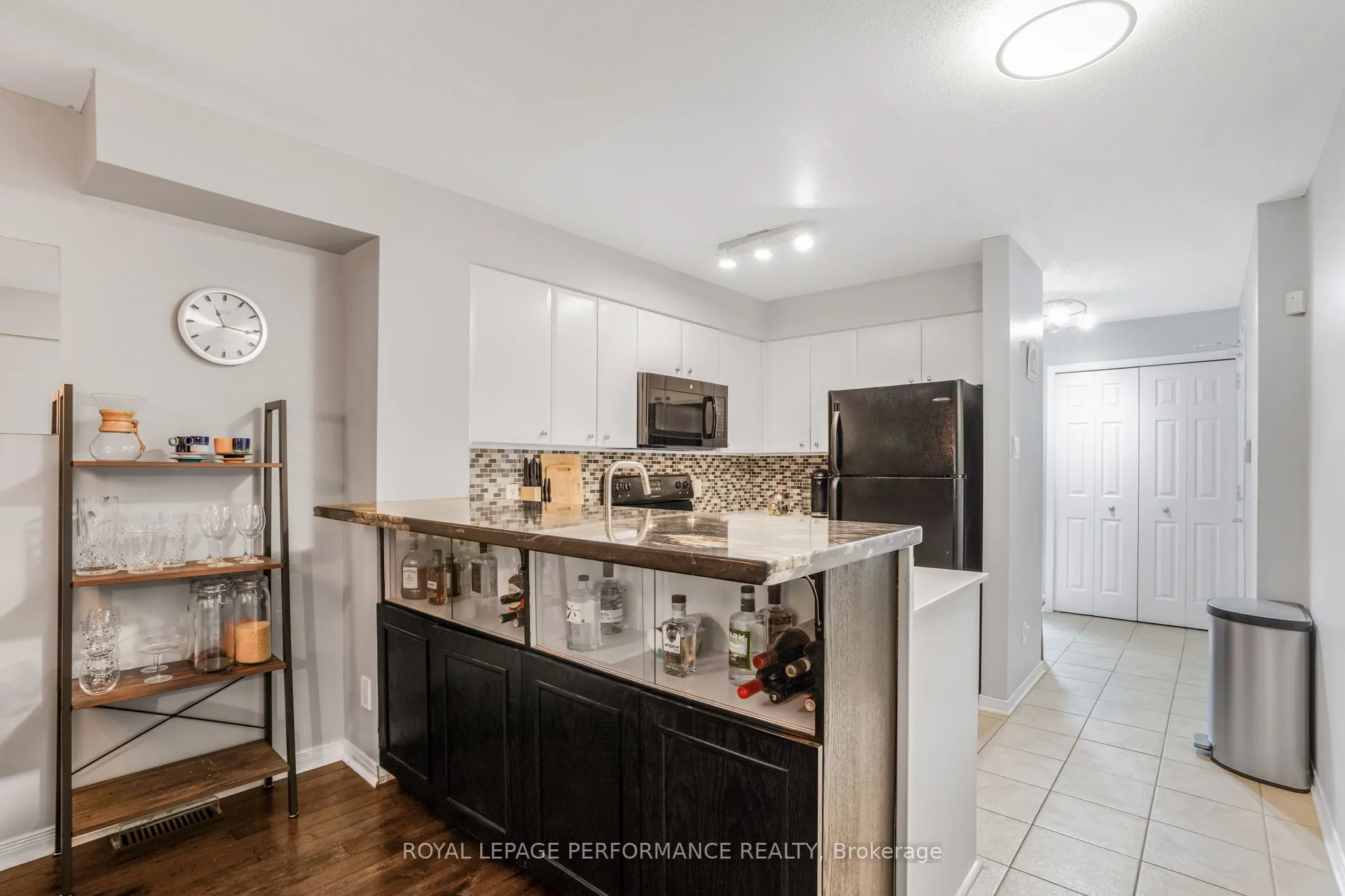 55 Steele Park Private