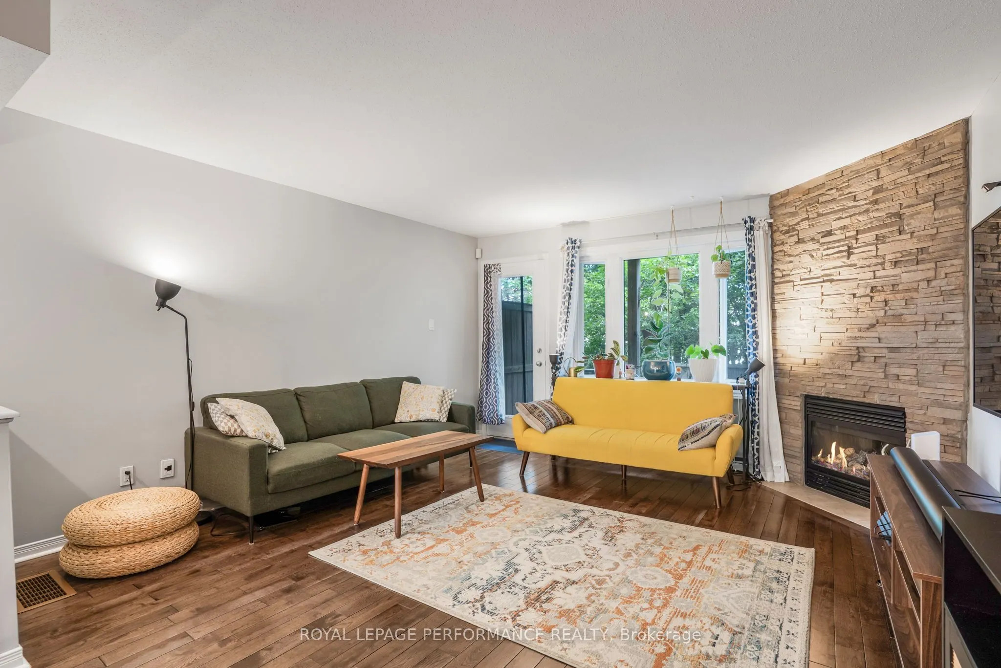 55 Steele Park Private