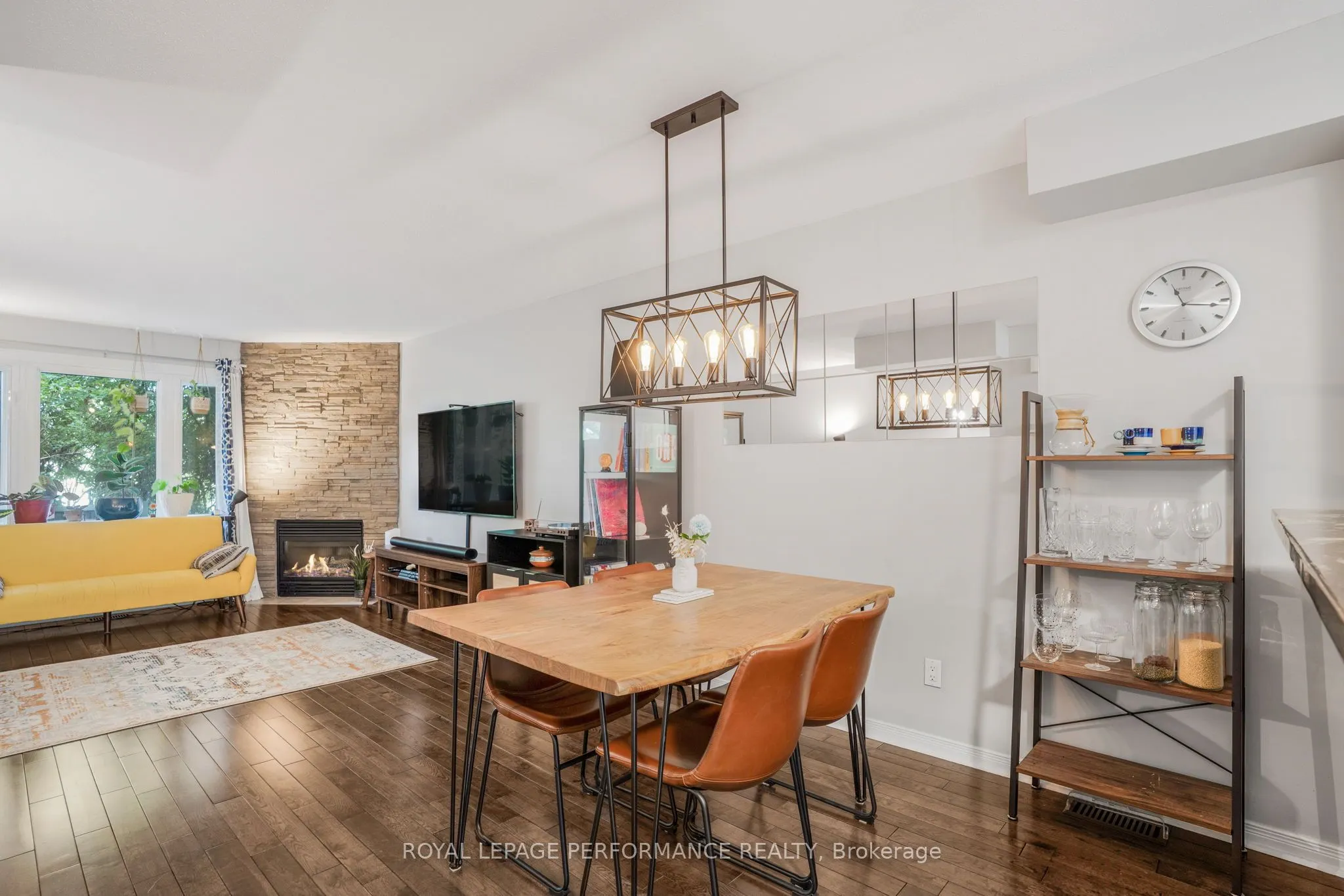 55 Steele Park Private
