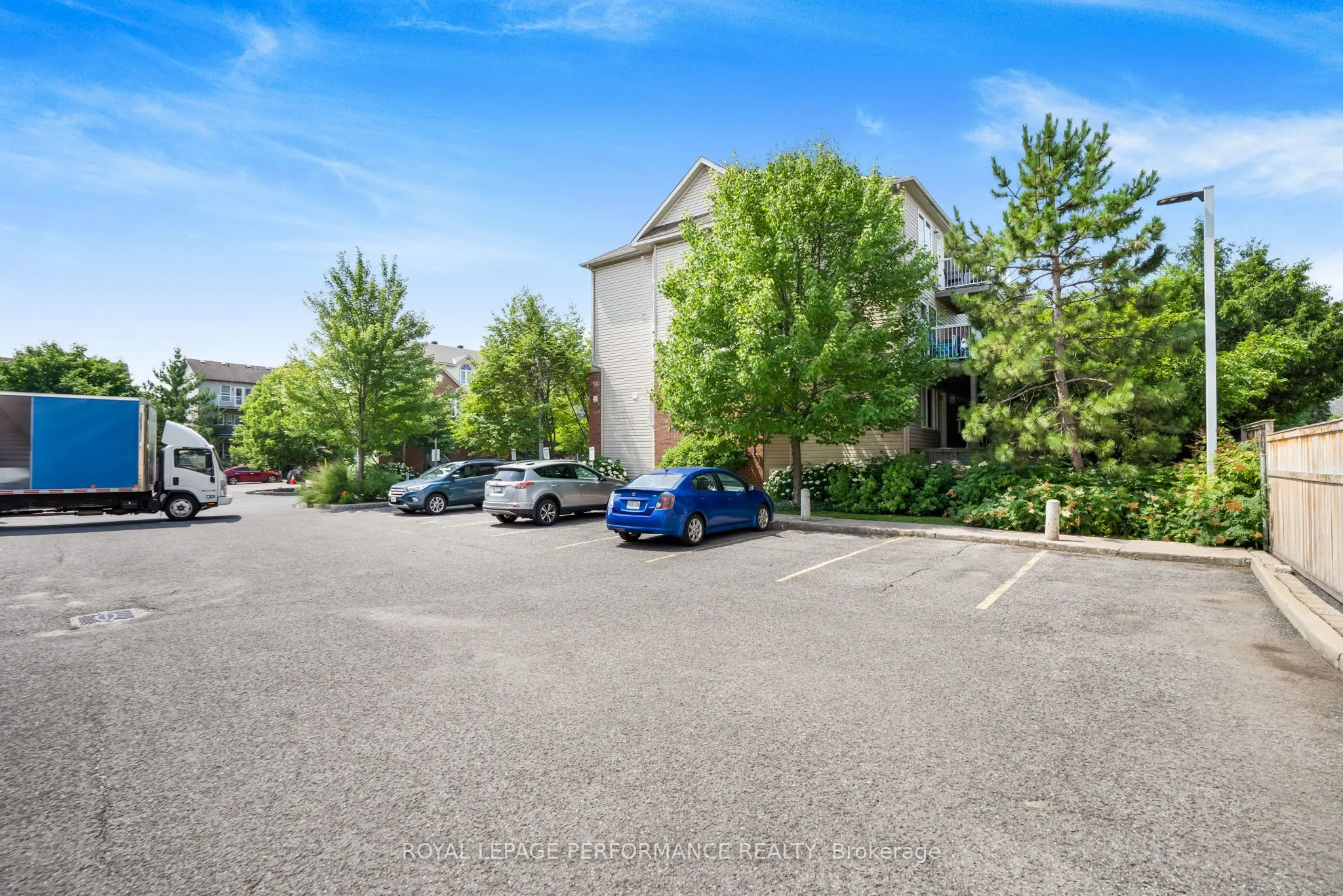 55 Steele Park Private