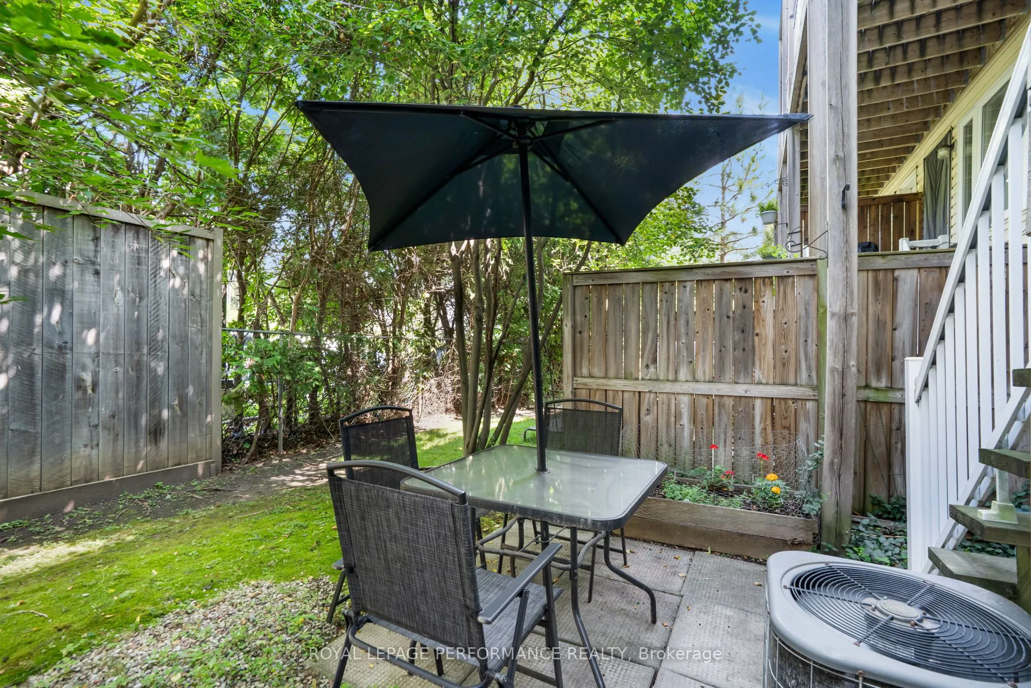 55 Steele Park Private
