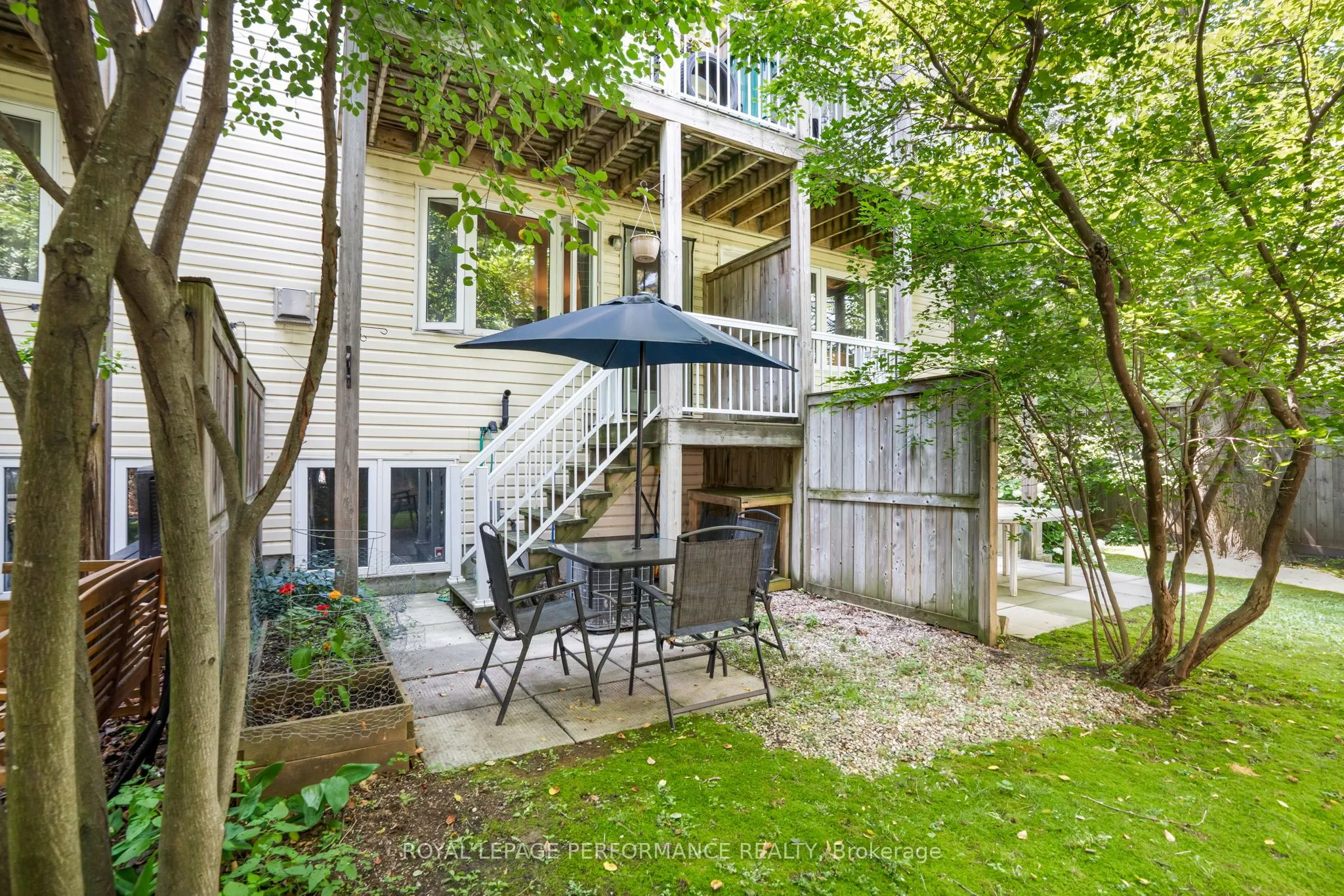 55 Steele Park Private