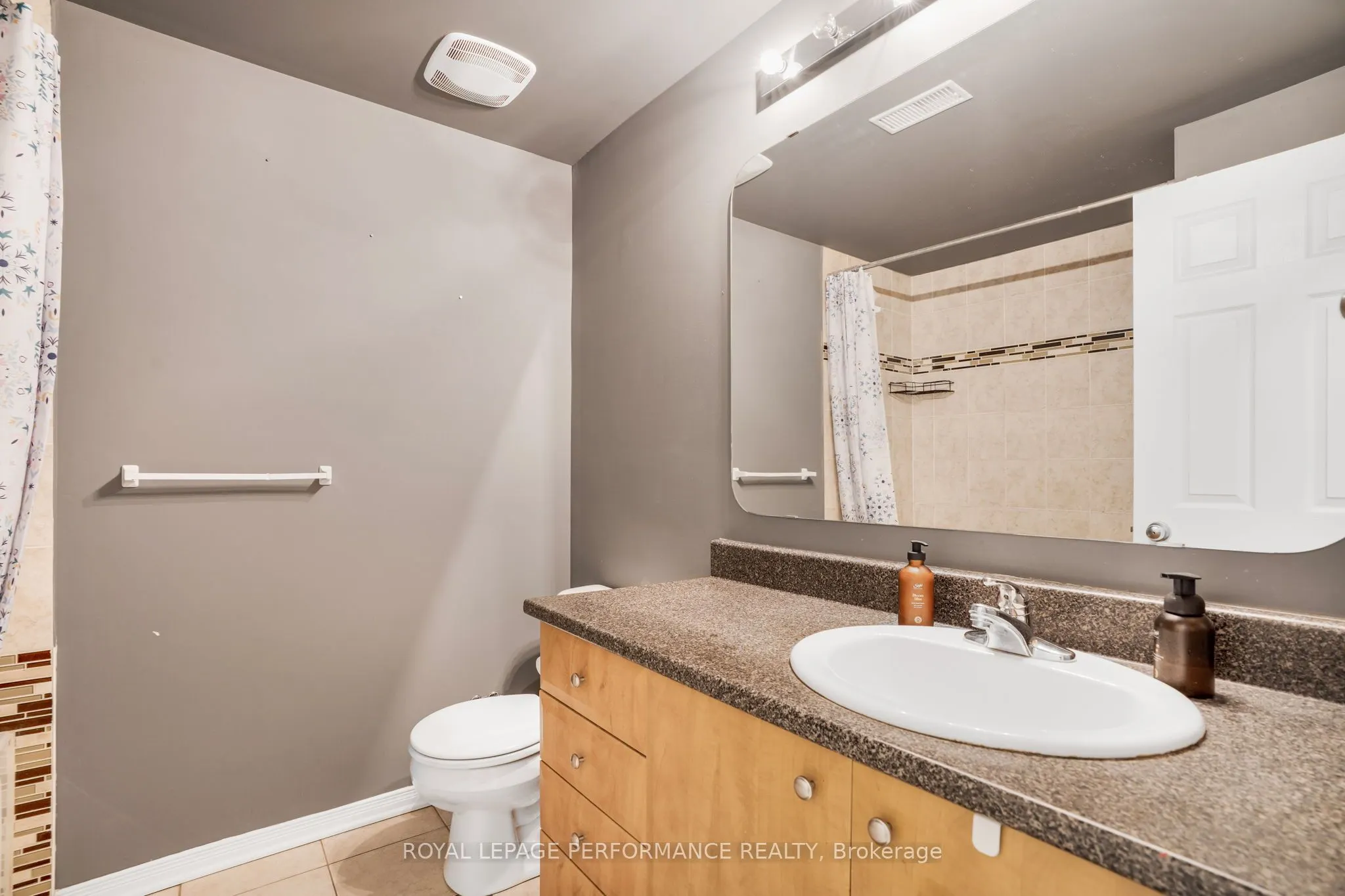 55 Steele Park Private
