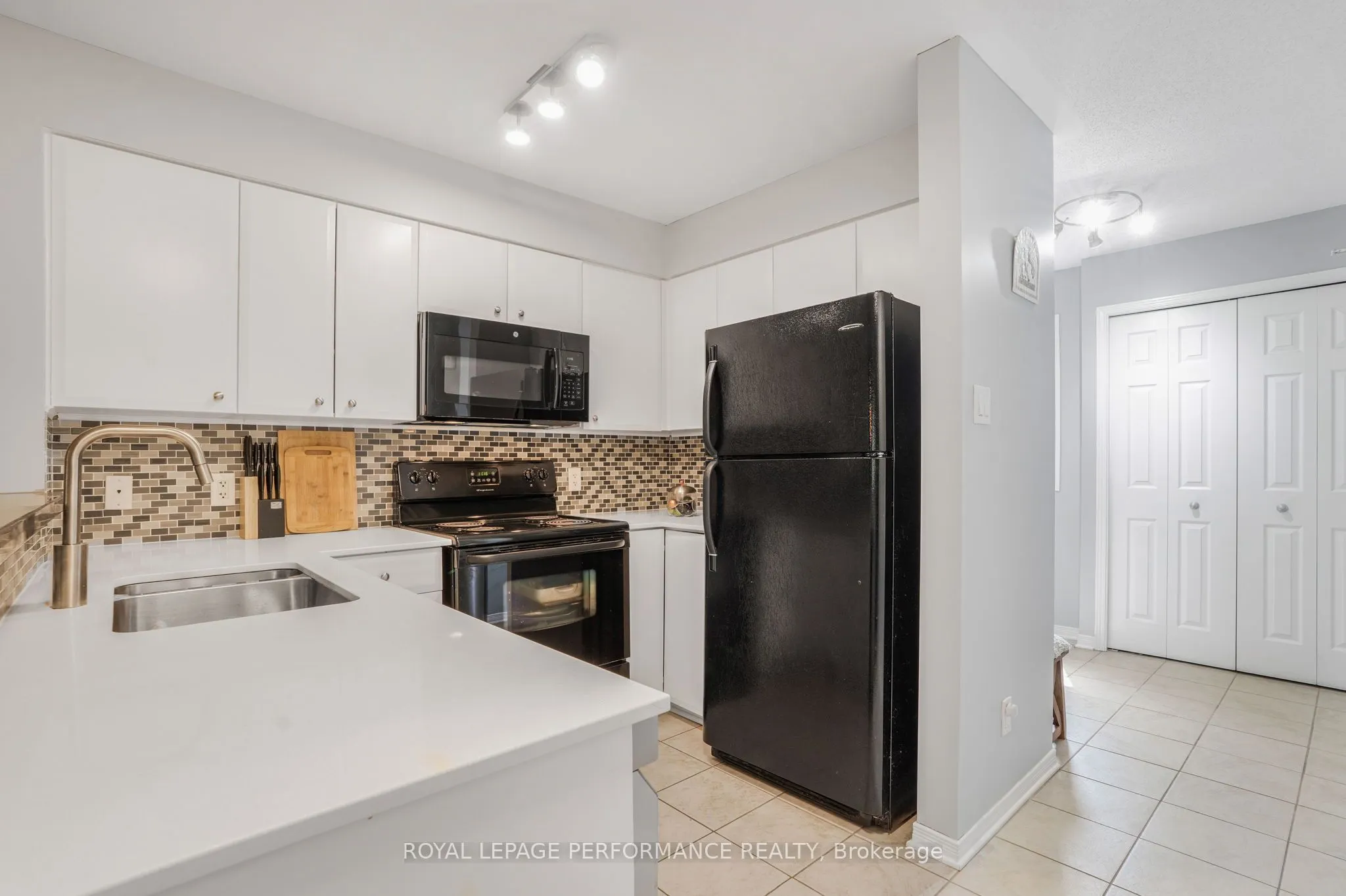55 Steele Park Private