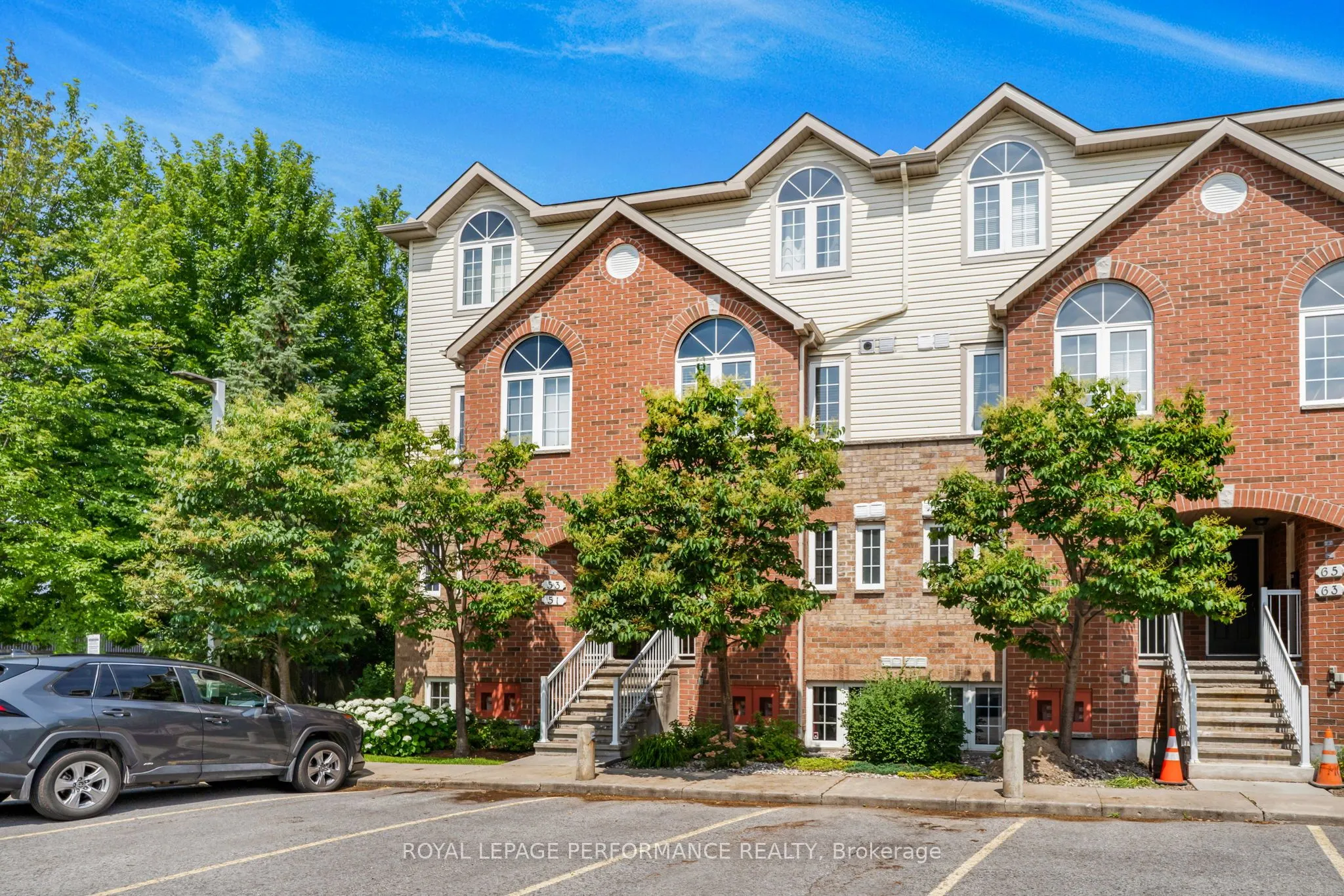 55 Steele Park Private