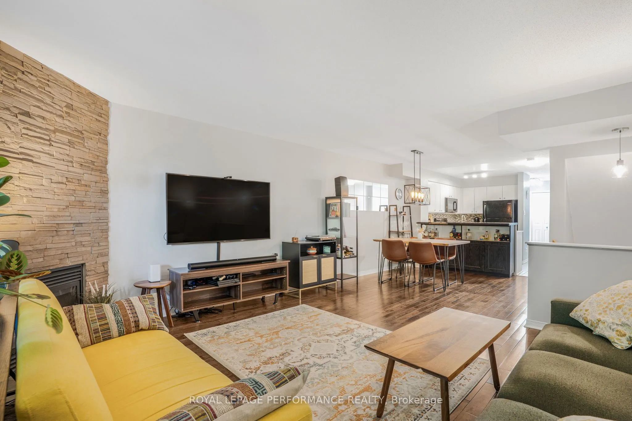 55 Steele Park Private